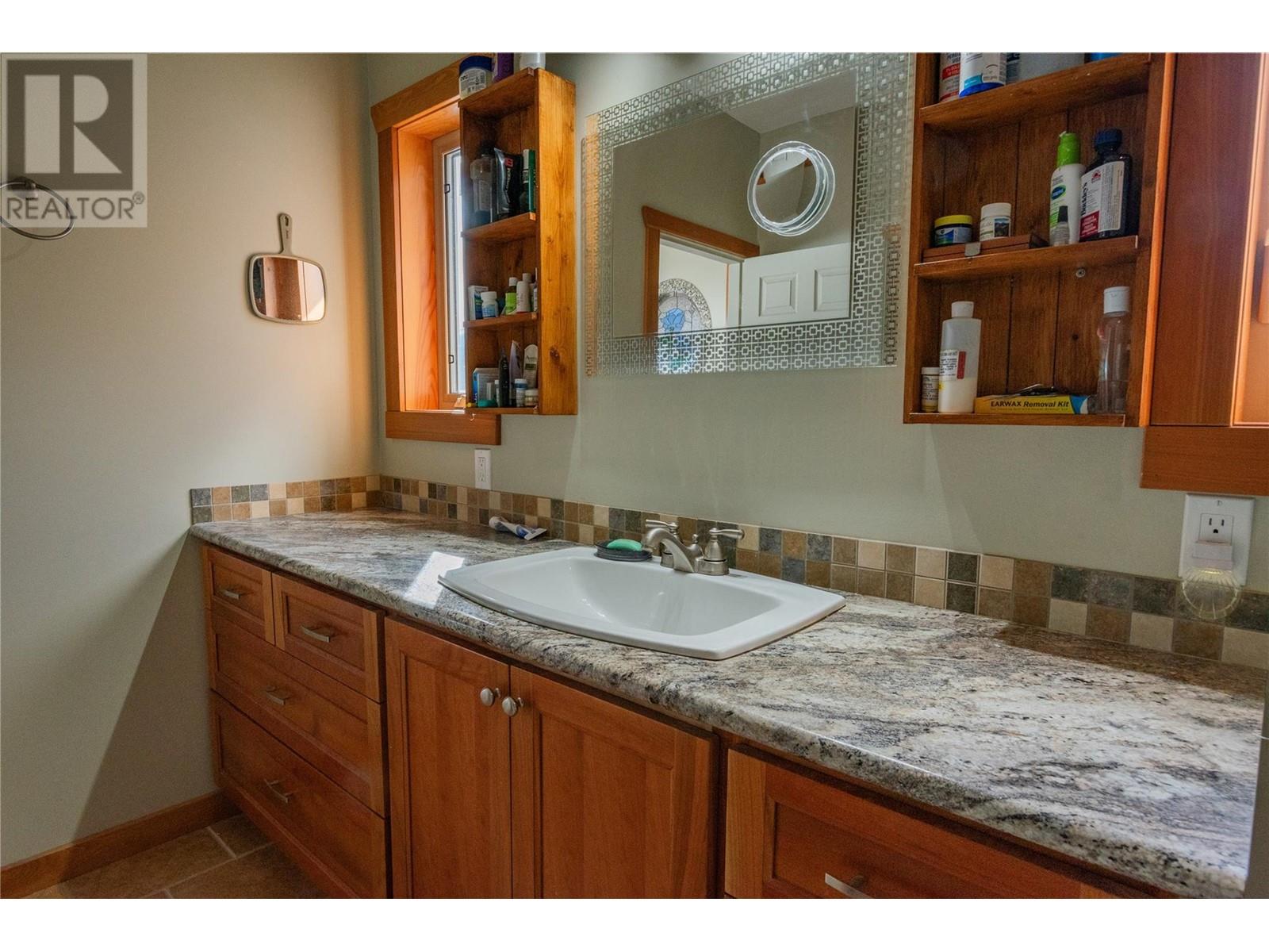 3558 Sprague Street, Ainsworth, British Columbia  V0G 1A0 - Photo 49 - 10335732
