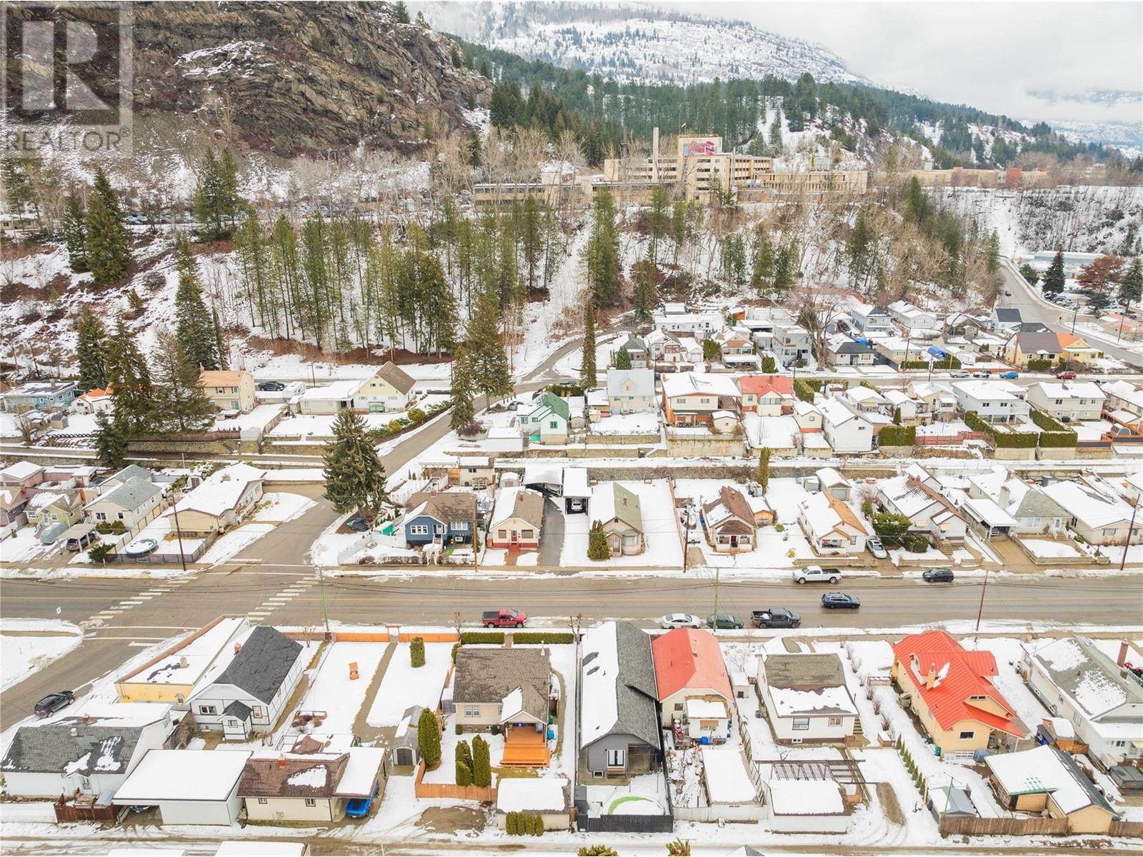 1208 Second Avenue, Trail, British Columbia  V1R 1L6 - Photo 61 - 10336125