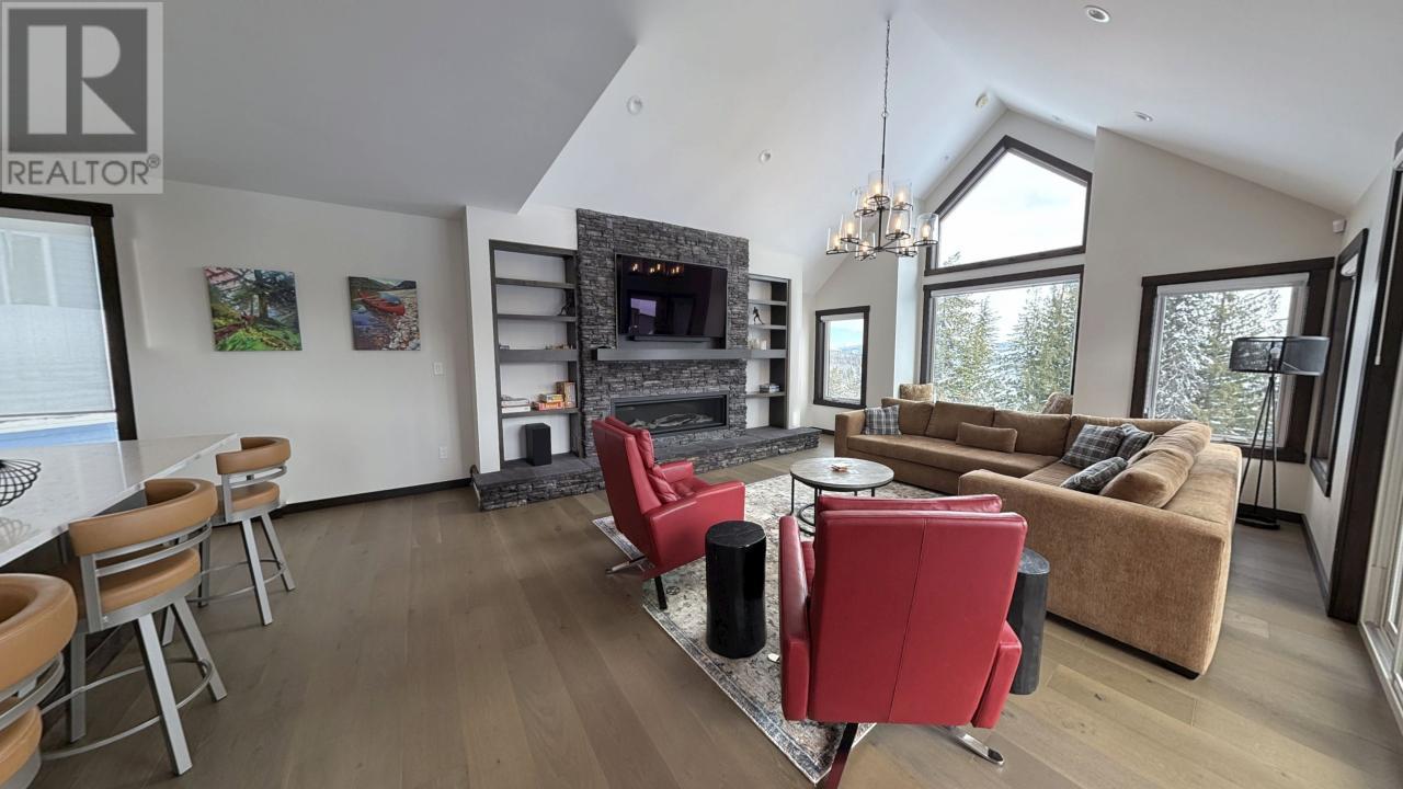 2001 Crest Road Unit# B, Rossland, British Columbia  V0G 1Y0 - Photo 17 - 10336167