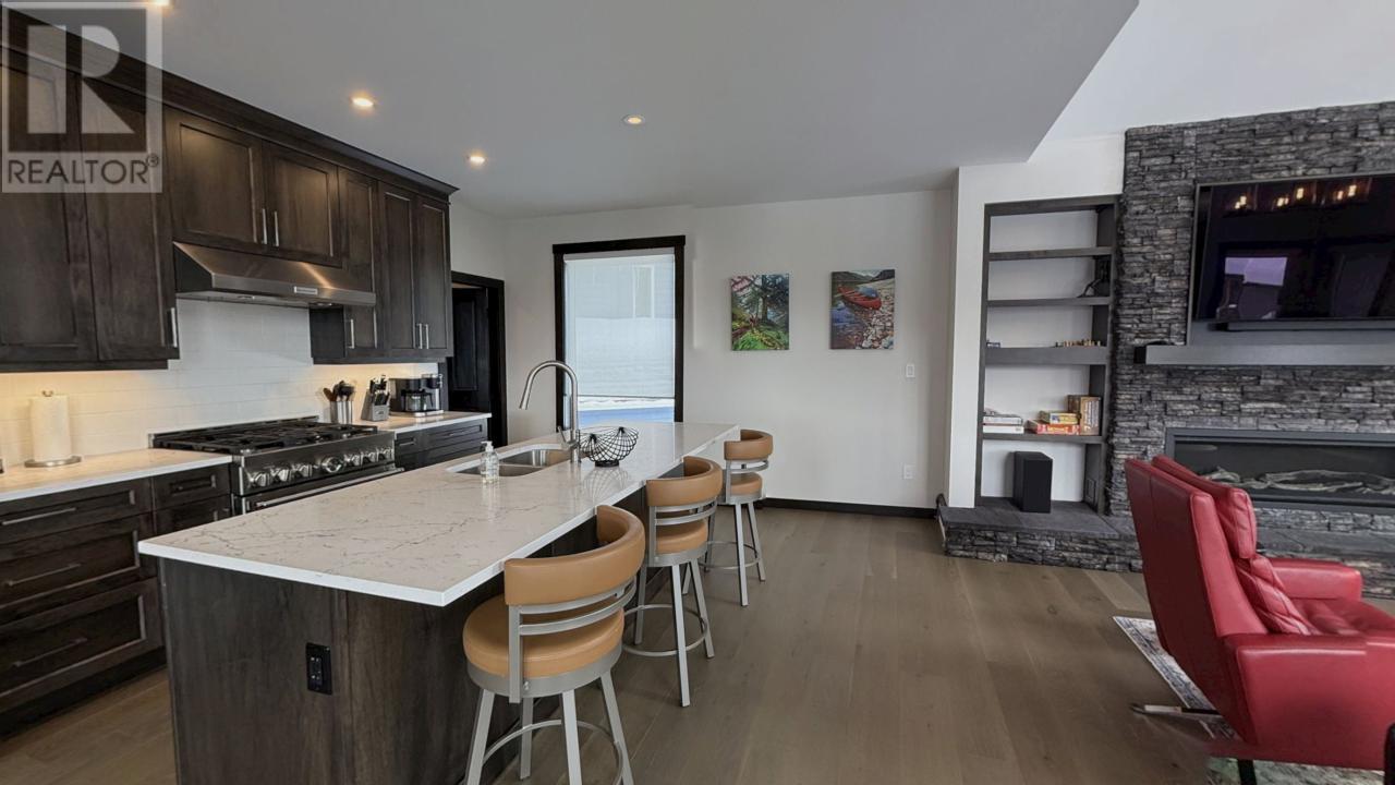 2001 Crest Road Unit# B, Rossland, British Columbia  V0G 1Y0 - Photo 23 - 10336167