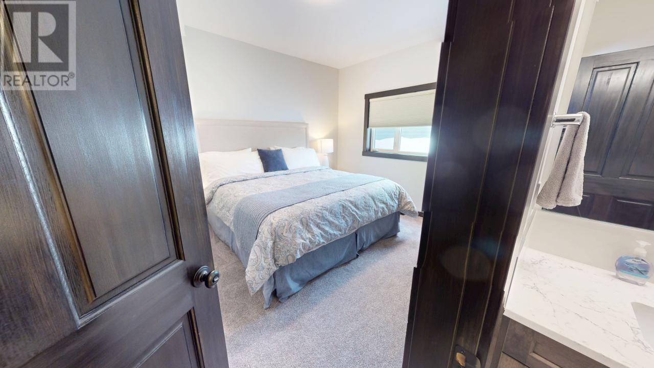 2001 Crest Road Unit# B, Rossland, British Columbia  V0G 1Y0 - Photo 34 - 10336167