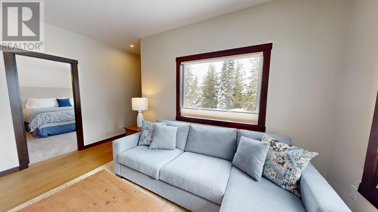 2001 Crest Road Unit# B, Rossland, British Columbia  V0G 1Y0 - Photo 38 - 10336167