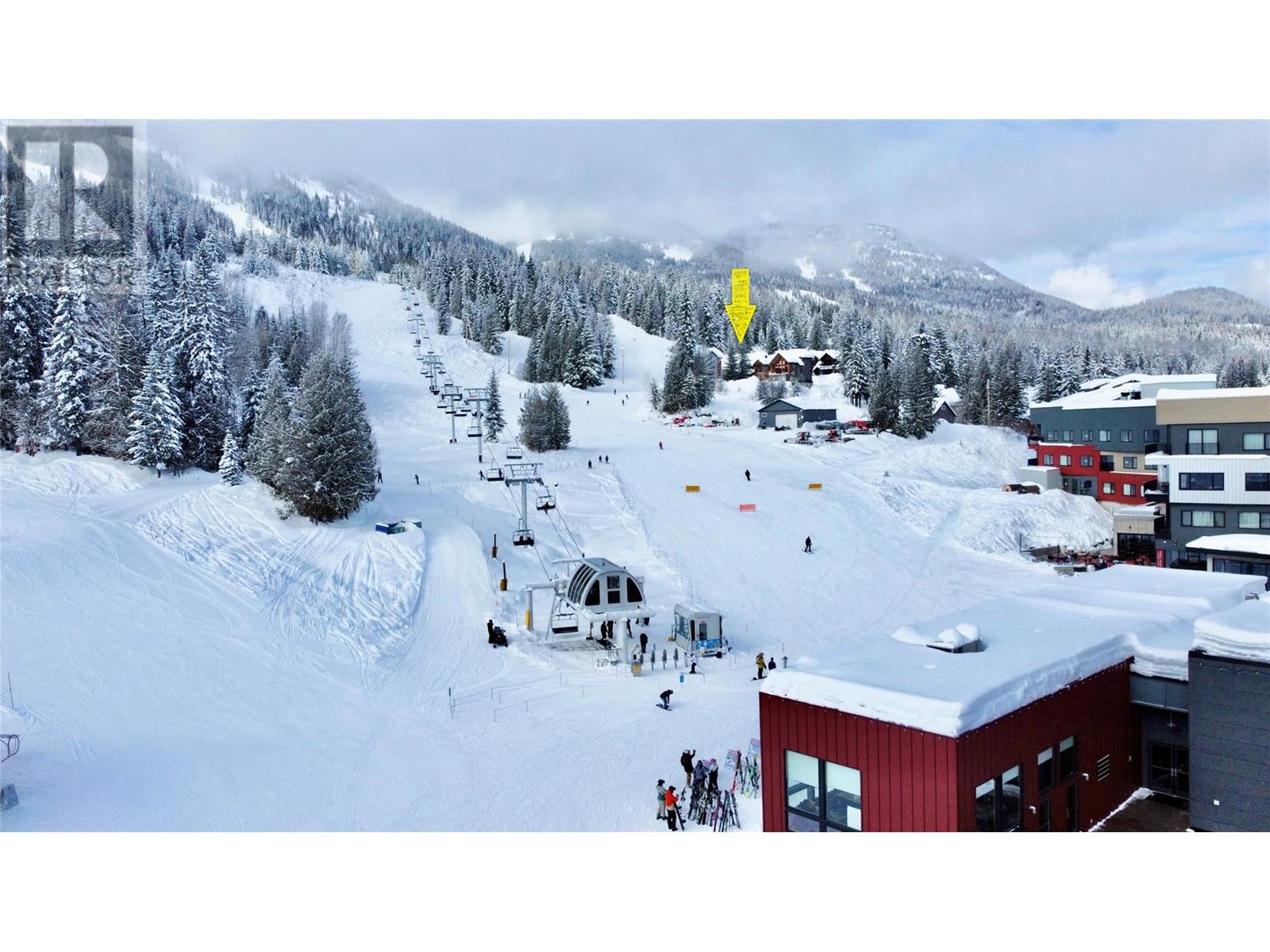 2001 Crest Road Unit# B, Rossland, British Columbia  V0G 1Y0 - Photo 5 - 10336167