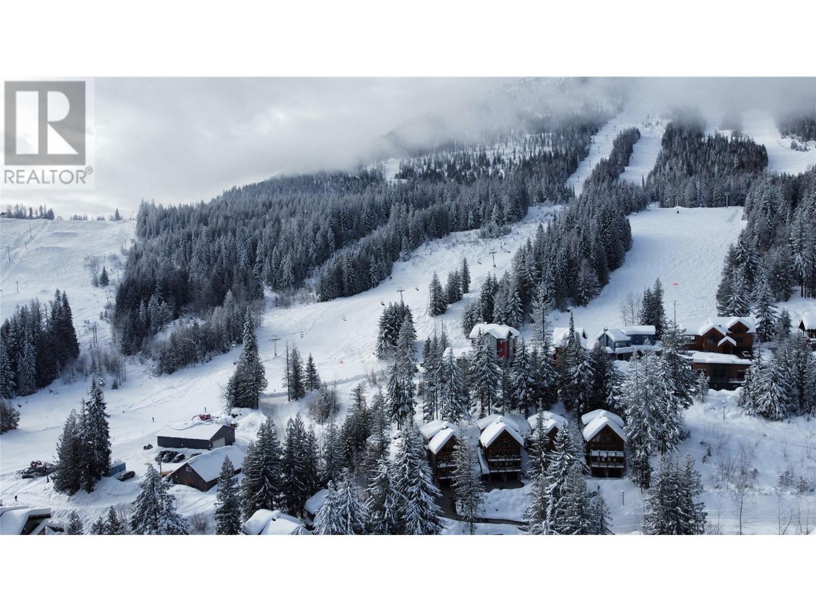 2001 Crest Road Unit# B, Rossland, British Columbia  V0G 1Y0 - Photo 8 - 10336167