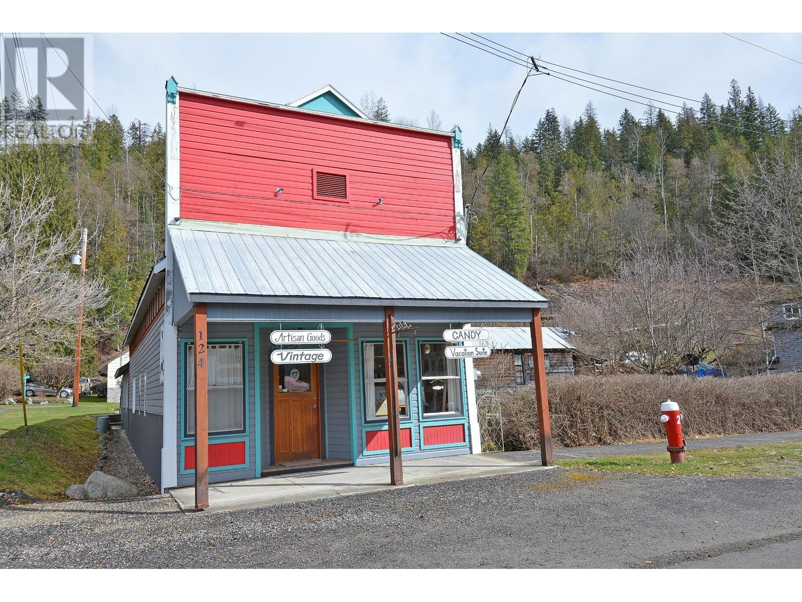 124 Lake Avenue, Silverton, British Columbia  V0G 1S0 - Photo 1 - 10336864