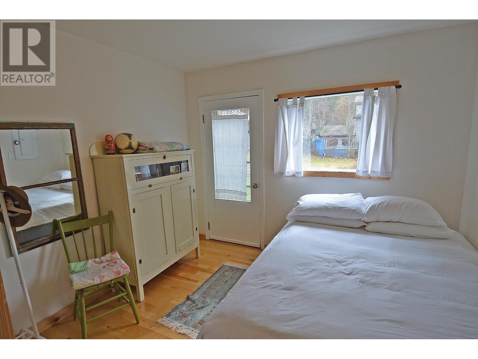 124 Lake Avenue, Silverton, British Columbia  V0G 1S0 - Photo 16 - 10336864