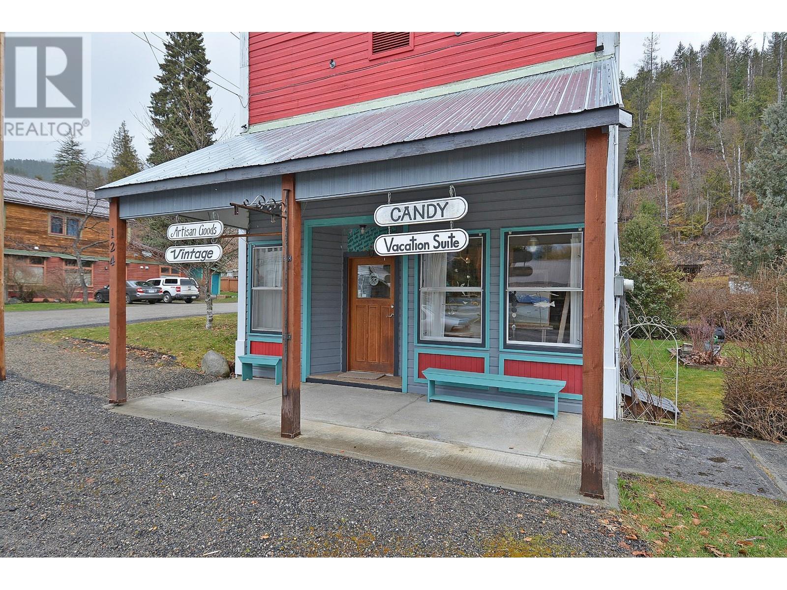 124 Lake Avenue, Silverton, British Columbia  V0G 1S0 - Photo 2 - 10336864