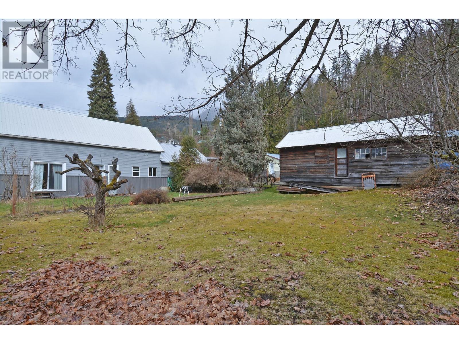 124 Lake Avenue, Silverton, British Columbia  V0G 1S0 - Photo 25 - 10336864