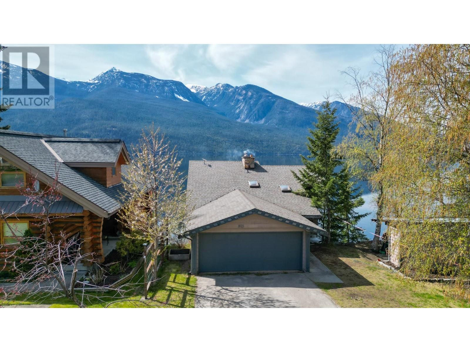 803 Silver Cove Drive, Silverton, British Columbia  V0G 1S0 - Photo 1 - 10336937