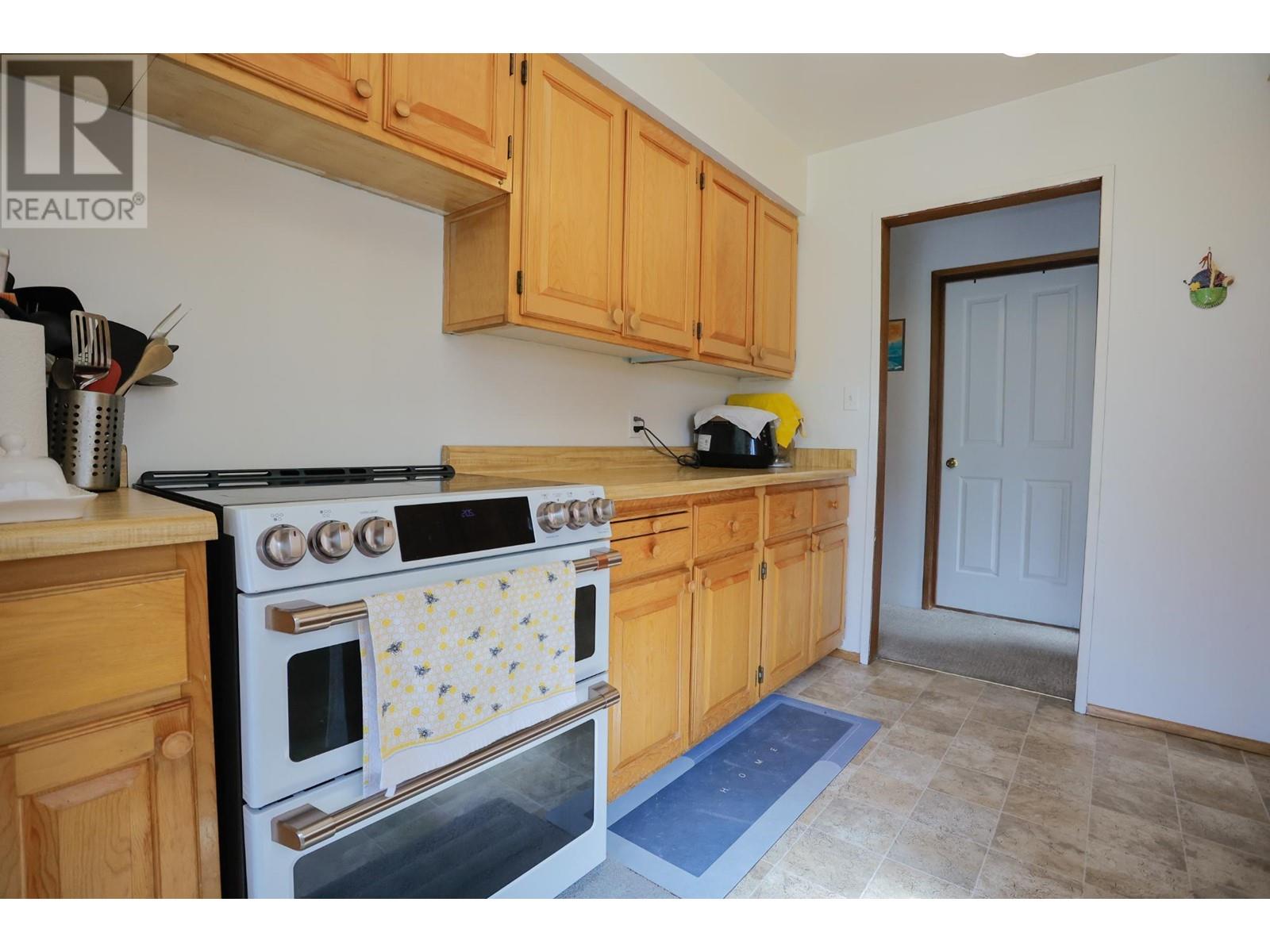 803 Silver Cove Drive, Silverton, British Columbia  V0G 1S0 - Photo 10 - 10336937