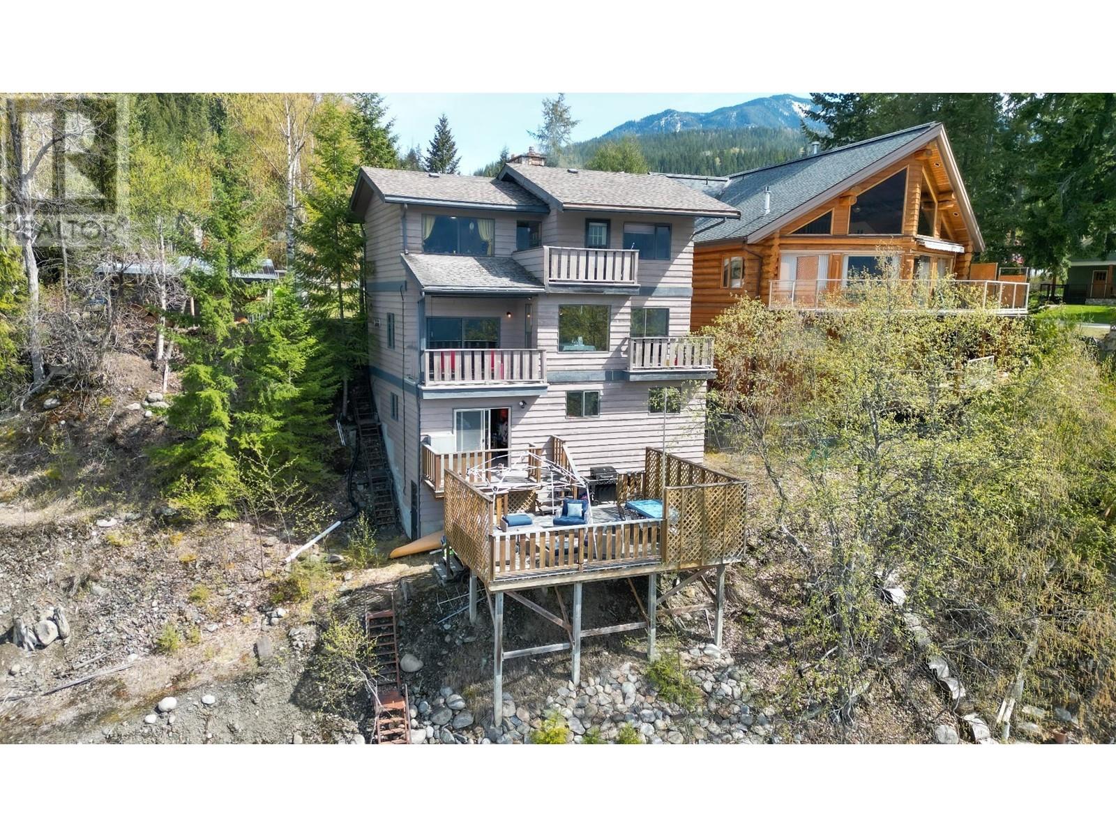 803 Silver Cove Drive, Silverton, British Columbia  V0G 1S0 - Photo 3 - 10336937