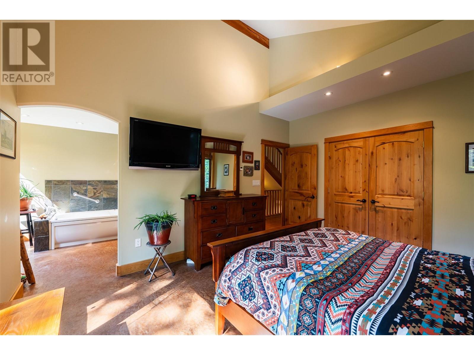 4306 View Ridge Road, Nelson, British Columbia  V0G 2G3 - Photo 24 - 10336997