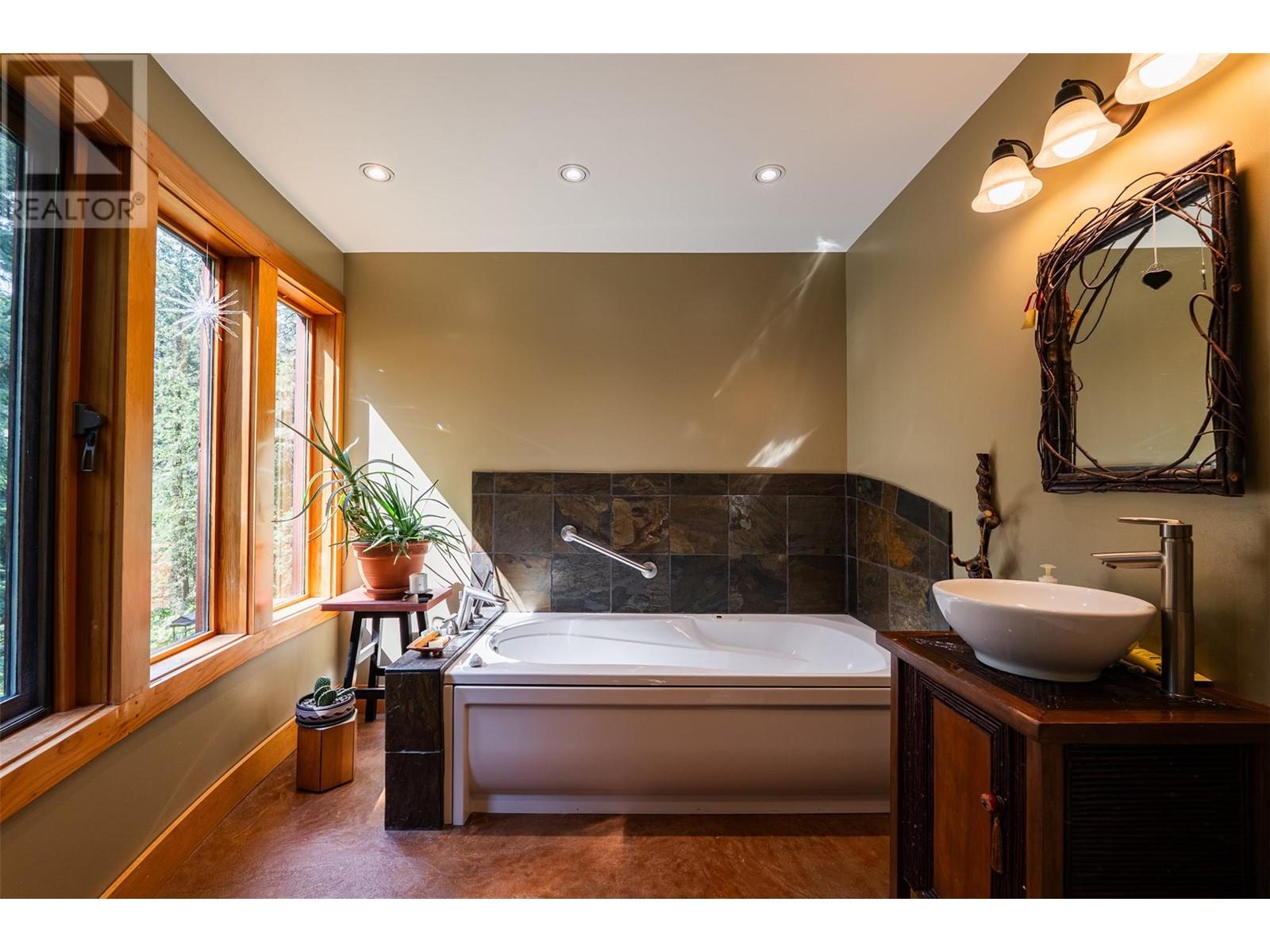 4306 View Ridge Road, Nelson, British Columbia  V0G 2G3 - Photo 25 - 10336997