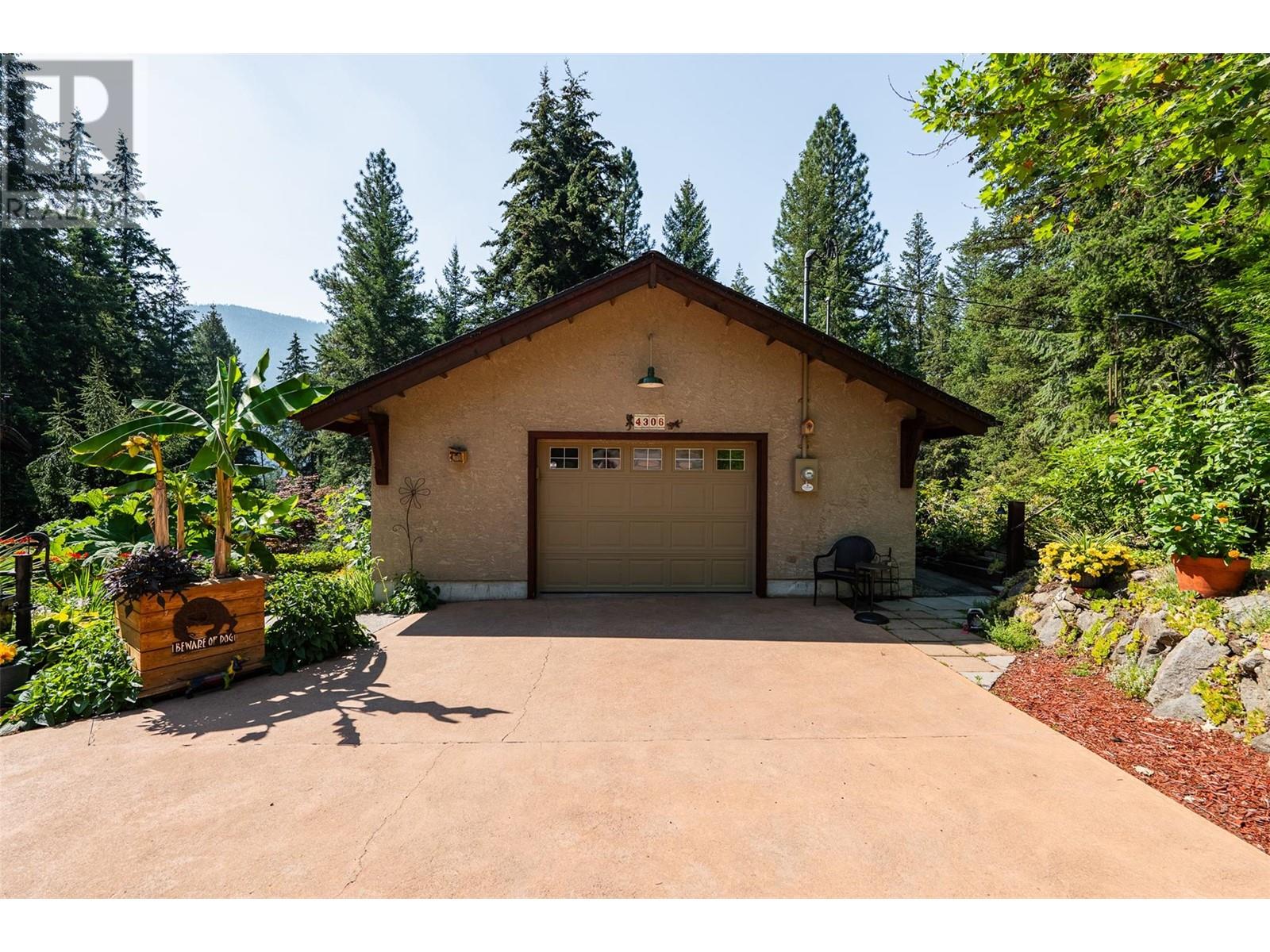4306 View Ridge Road, Nelson, British Columbia  V0G 2G3 - Photo 69 - 10336997