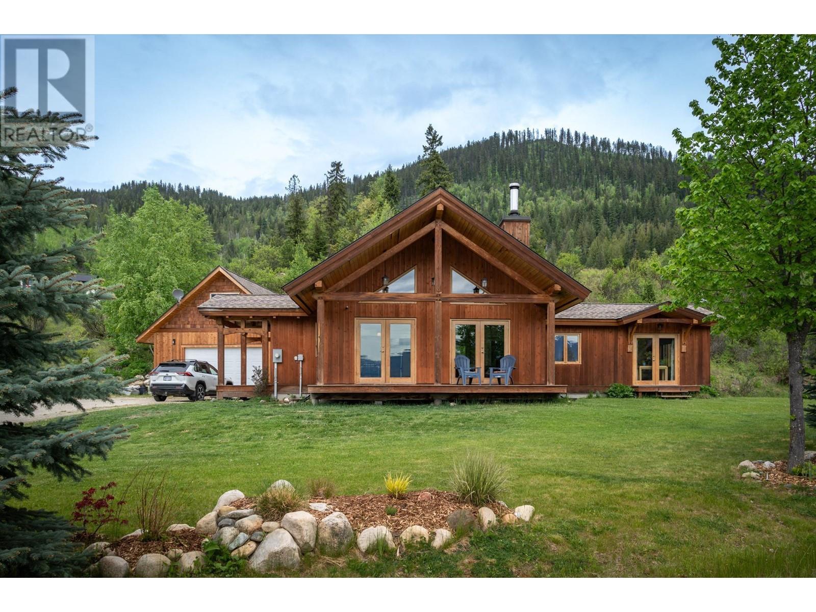 296 Full Moon Road, Rosebery, British Columbia  V0G 1S1 - Photo 1 - 10336315