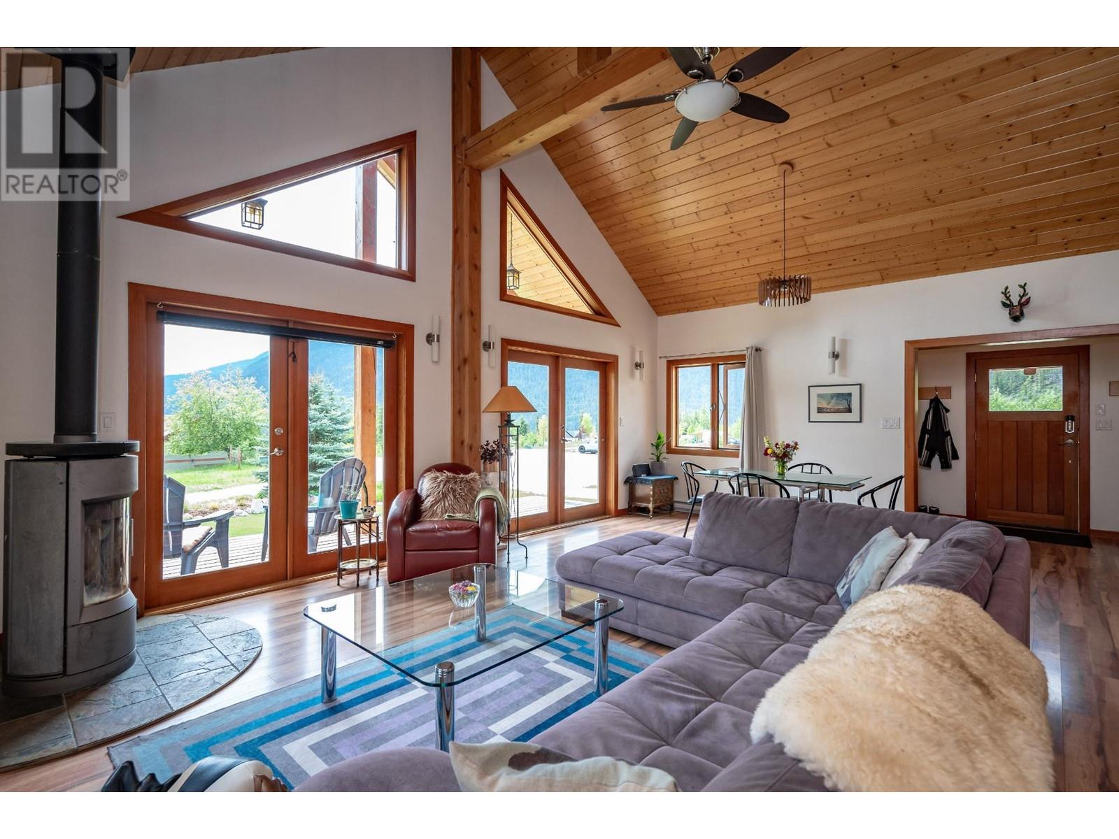 296 Full Moon Road, Rosebery, British Columbia  V0G 1S1 - Photo 15 - 10336315