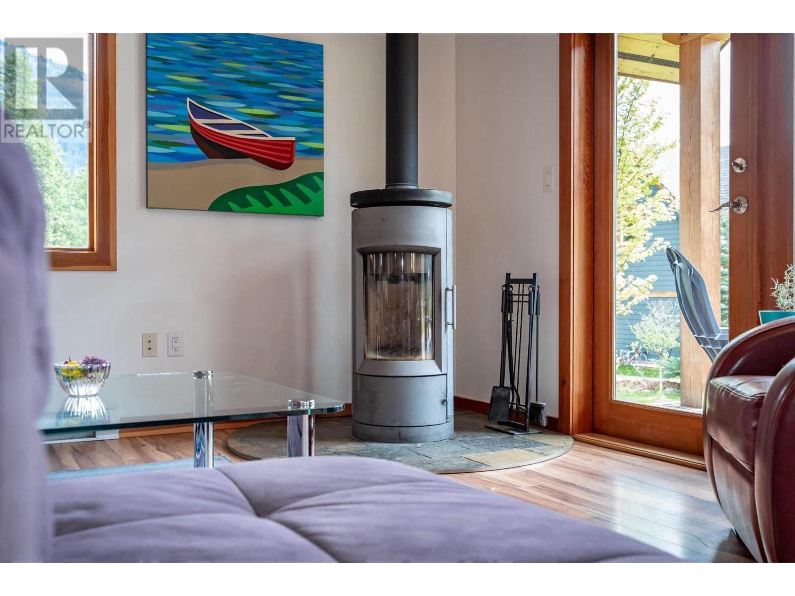 296 Full Moon Road, Rosebery, British Columbia  V0G 1S1 - Photo 17 - 10336315