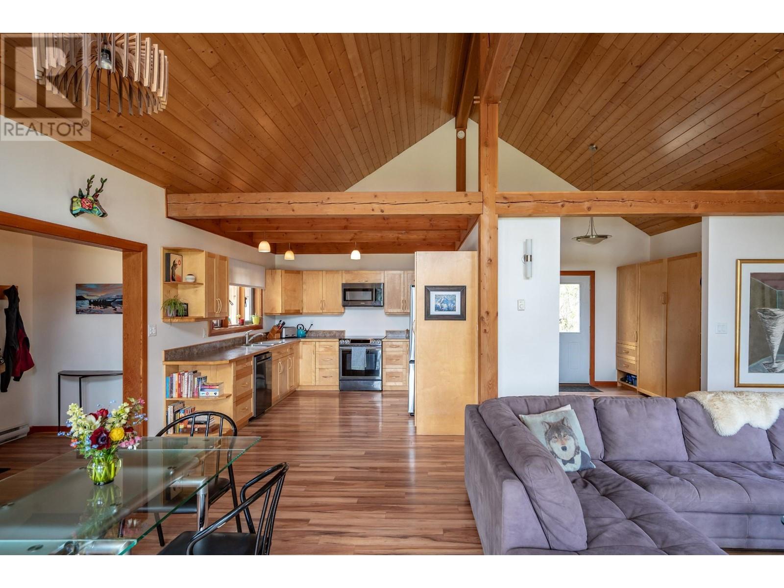 296 Full Moon Road, Rosebery, British Columbia  V0G 1S1 - Photo 19 - 10336315