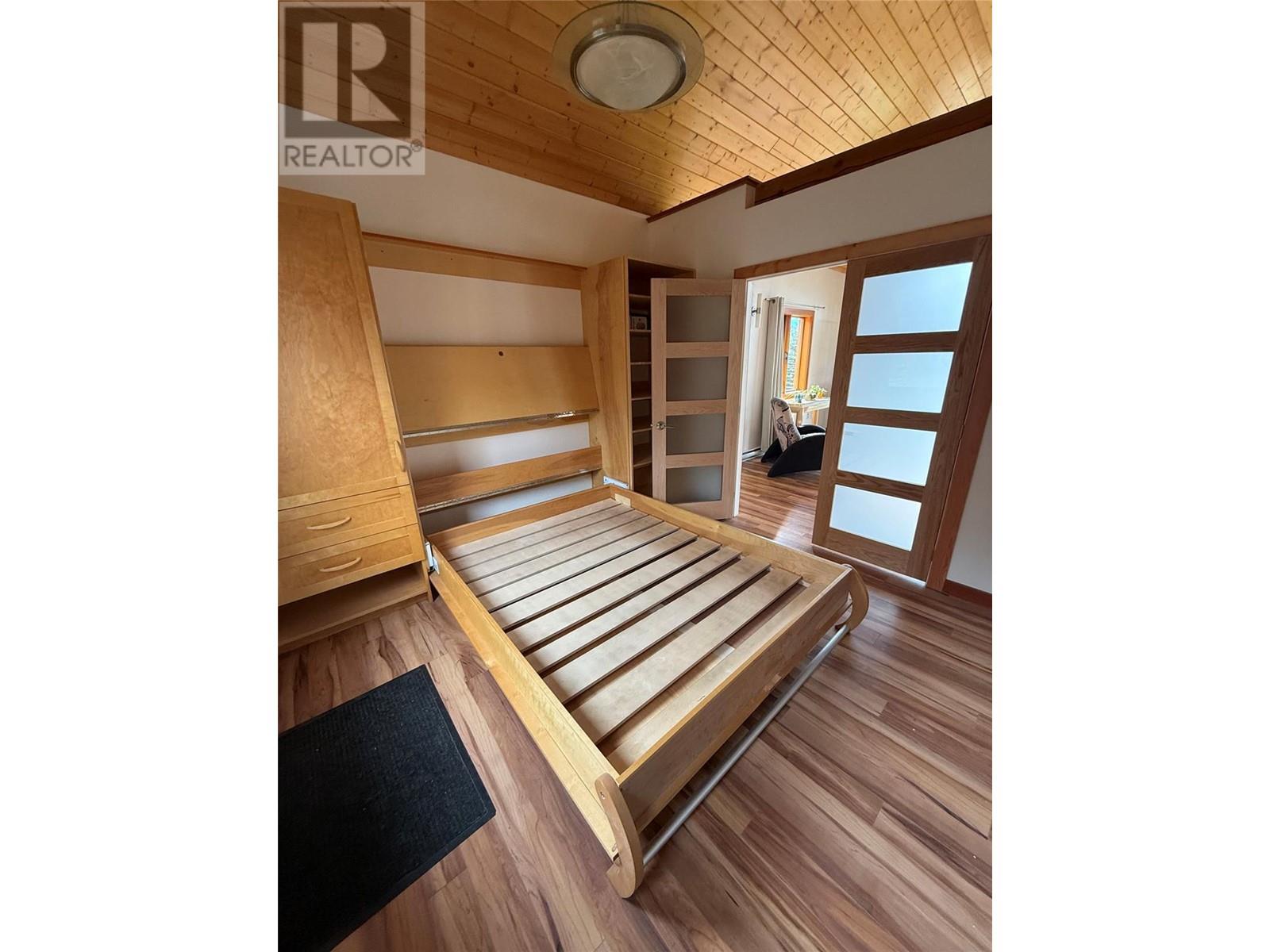 296 Full Moon Road, Rosebery, British Columbia  V0G 1S1 - Photo 26 - 10336315