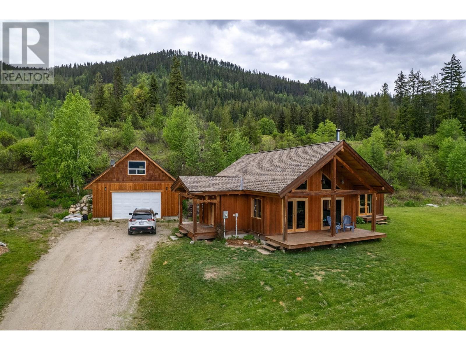 296 Full Moon Road, Rosebery, British Columbia  V0G 1S1 - Photo 32 - 10336315