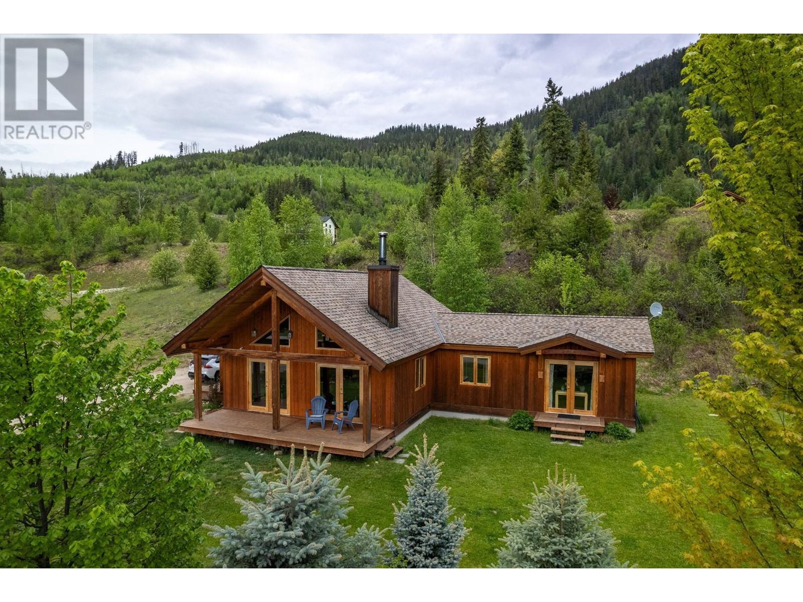 296 Full Moon Road, Rosebery, British Columbia  V0G 1S1 - Photo 33 - 10336315