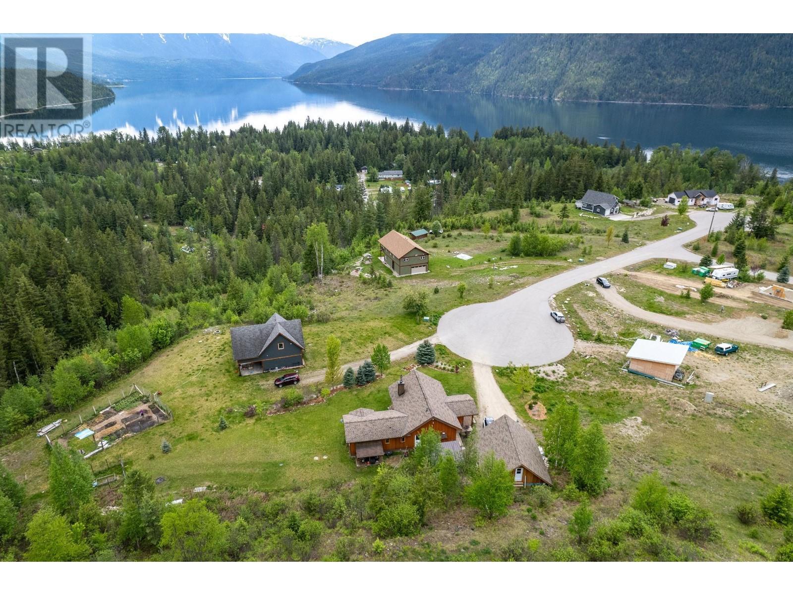 296 Full Moon Road, Rosebery, British Columbia  V0G 1S1 - Photo 40 - 10336315