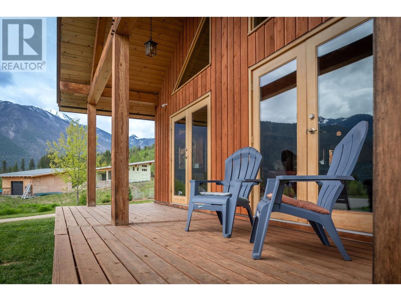 296 Full Moon Road, Rosebery, British Columbia  V0G 1S1 - Photo 7 - 10336315