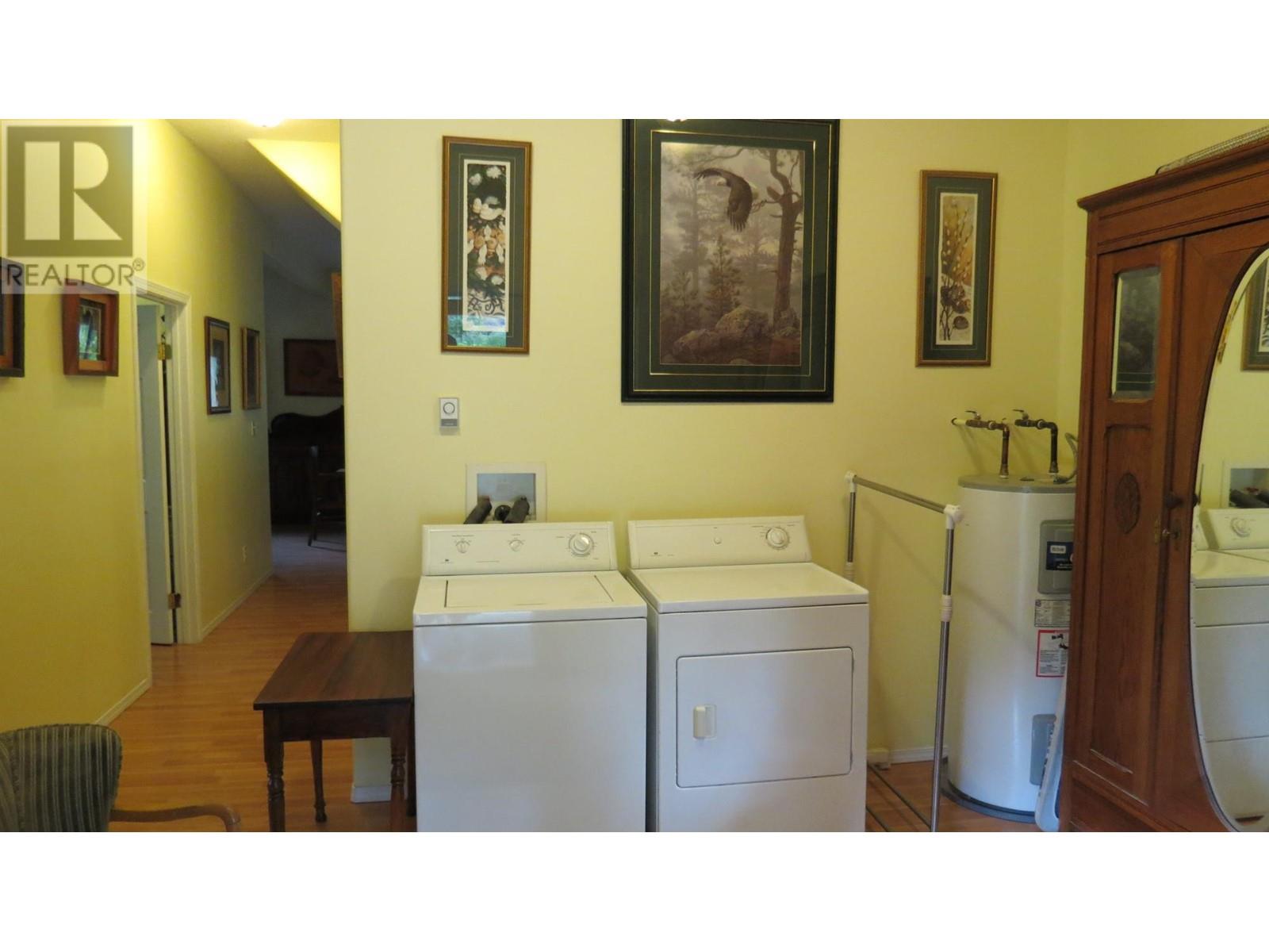 240 Arrow Park Demars Road, Nakusp, British Columbia  V0G 1R1 - Photo 17 - 10337302