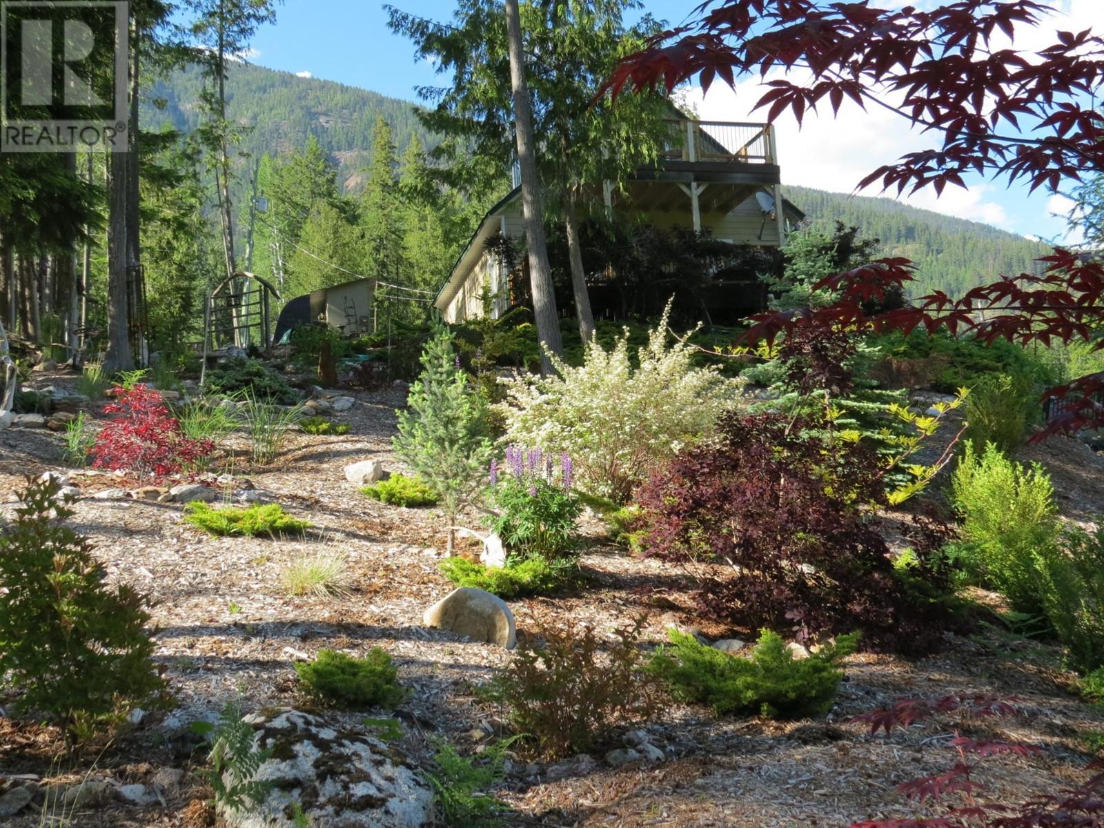 240 Arrow Park Demars Road, Nakusp, British Columbia  V0G 1R1 - Photo 30 - 10337302