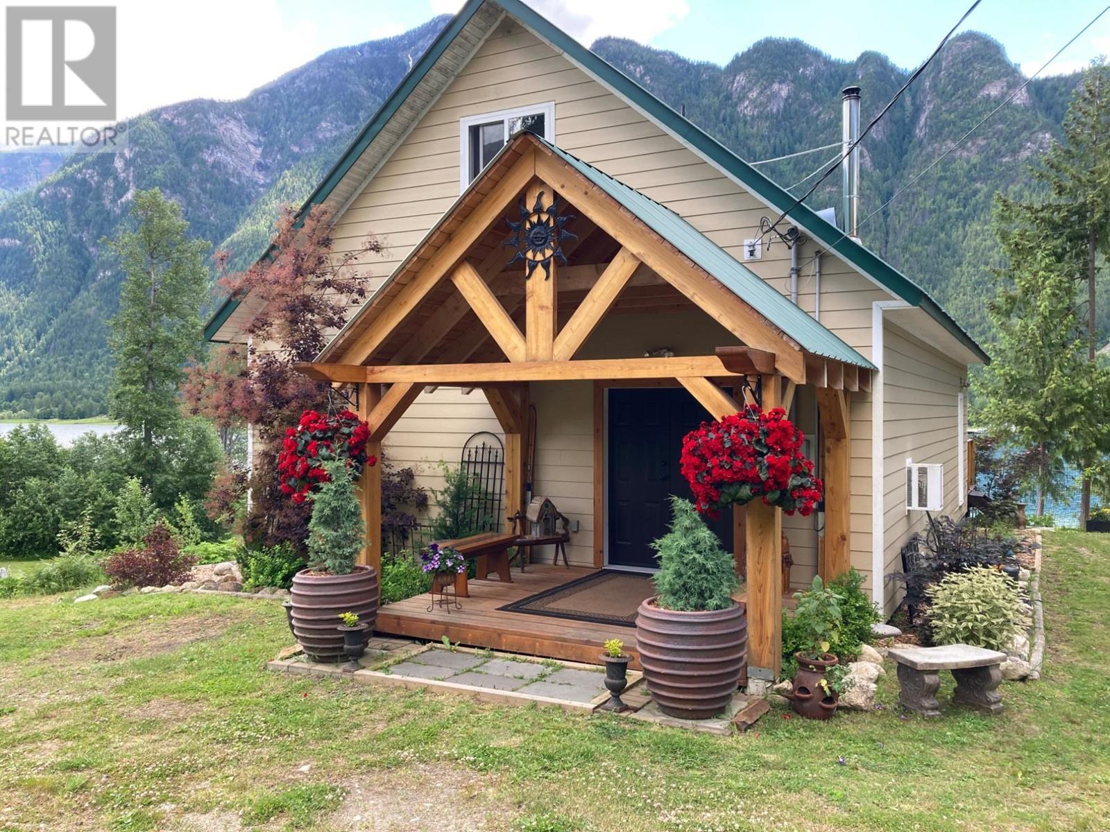 240 Arrow Park Demars Road, Nakusp, British Columbia  V0G 1R1 - Photo 45 - 10337302