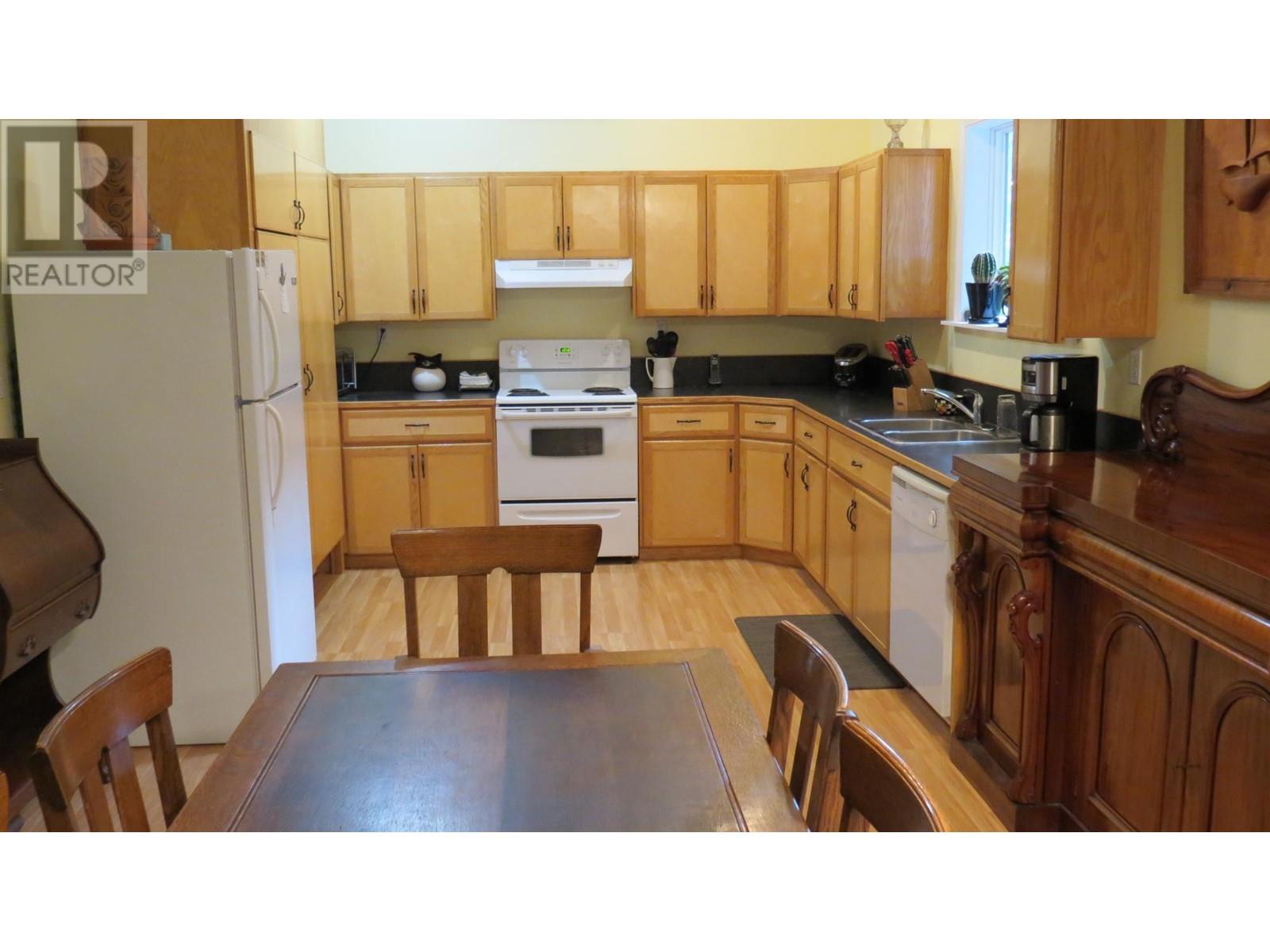 240 Arrow Park Demars Road, Nakusp, British Columbia  V0G 1R1 - Photo 7 - 10337302