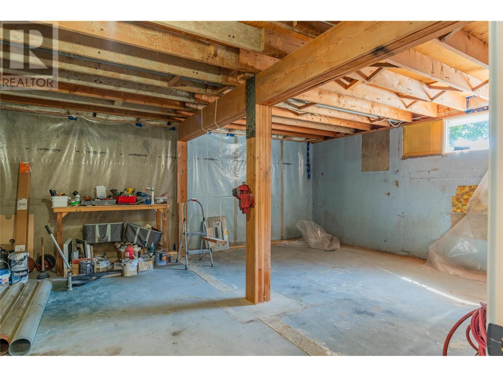 1845 Third Street, Fruitvale, British Columbia  V0G 1L0 - Photo 26 - 10337160