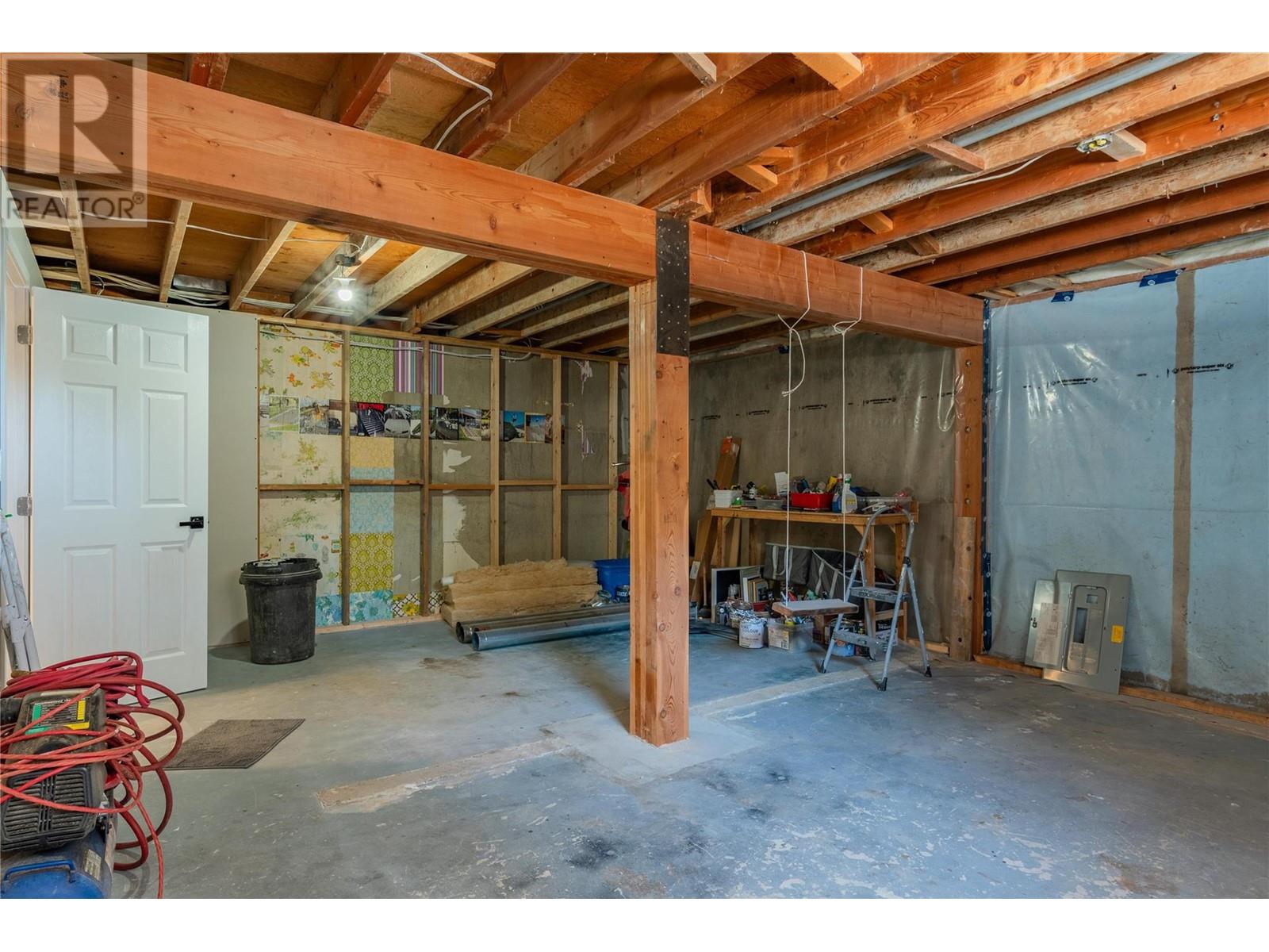 1845 Third Street, Fruitvale, British Columbia  V0G 1L0 - Photo 27 - 10337160
