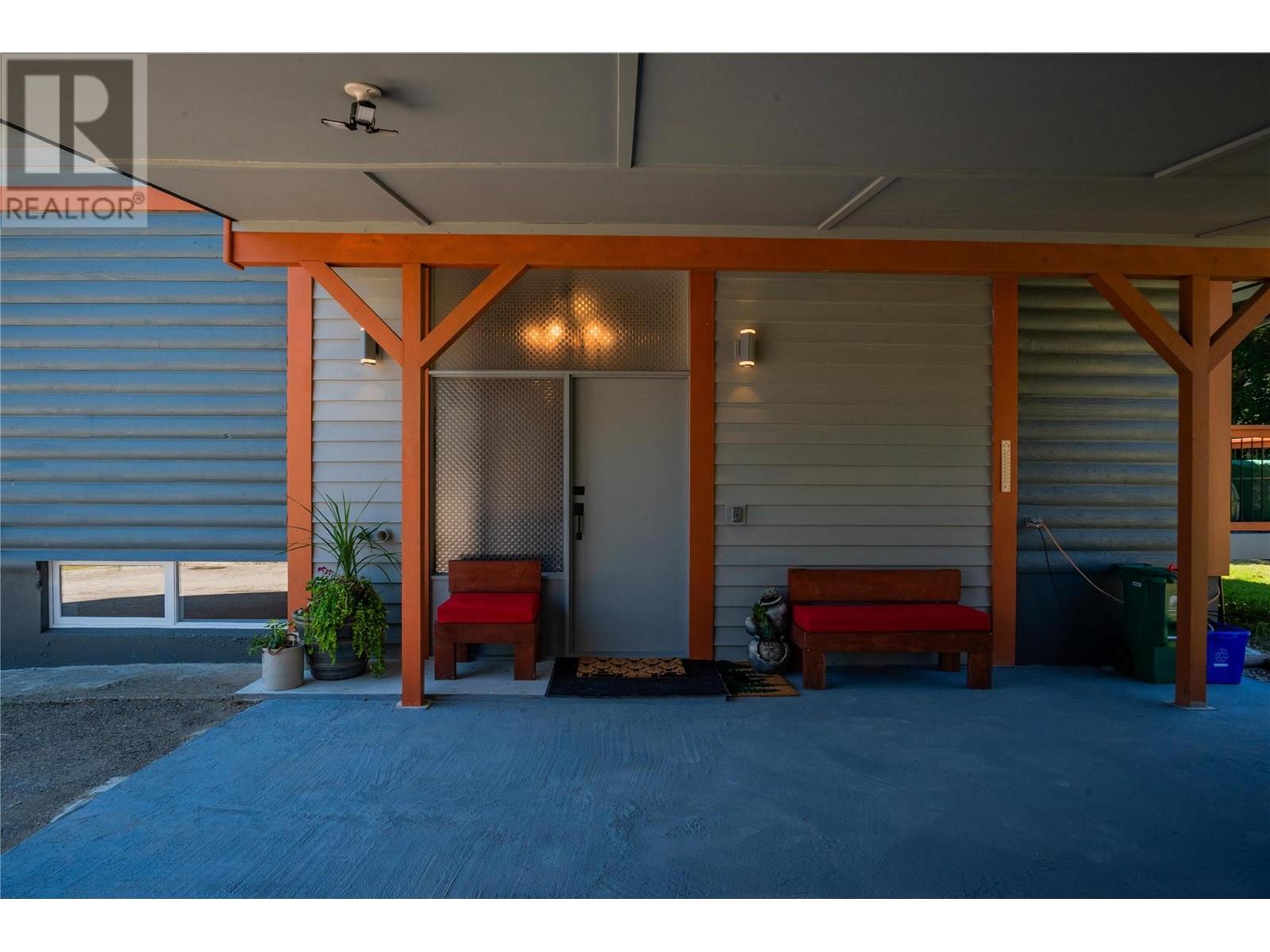 1845 Third Street, Fruitvale, British Columbia  V0G 1L0 - Photo 29 - 10337160