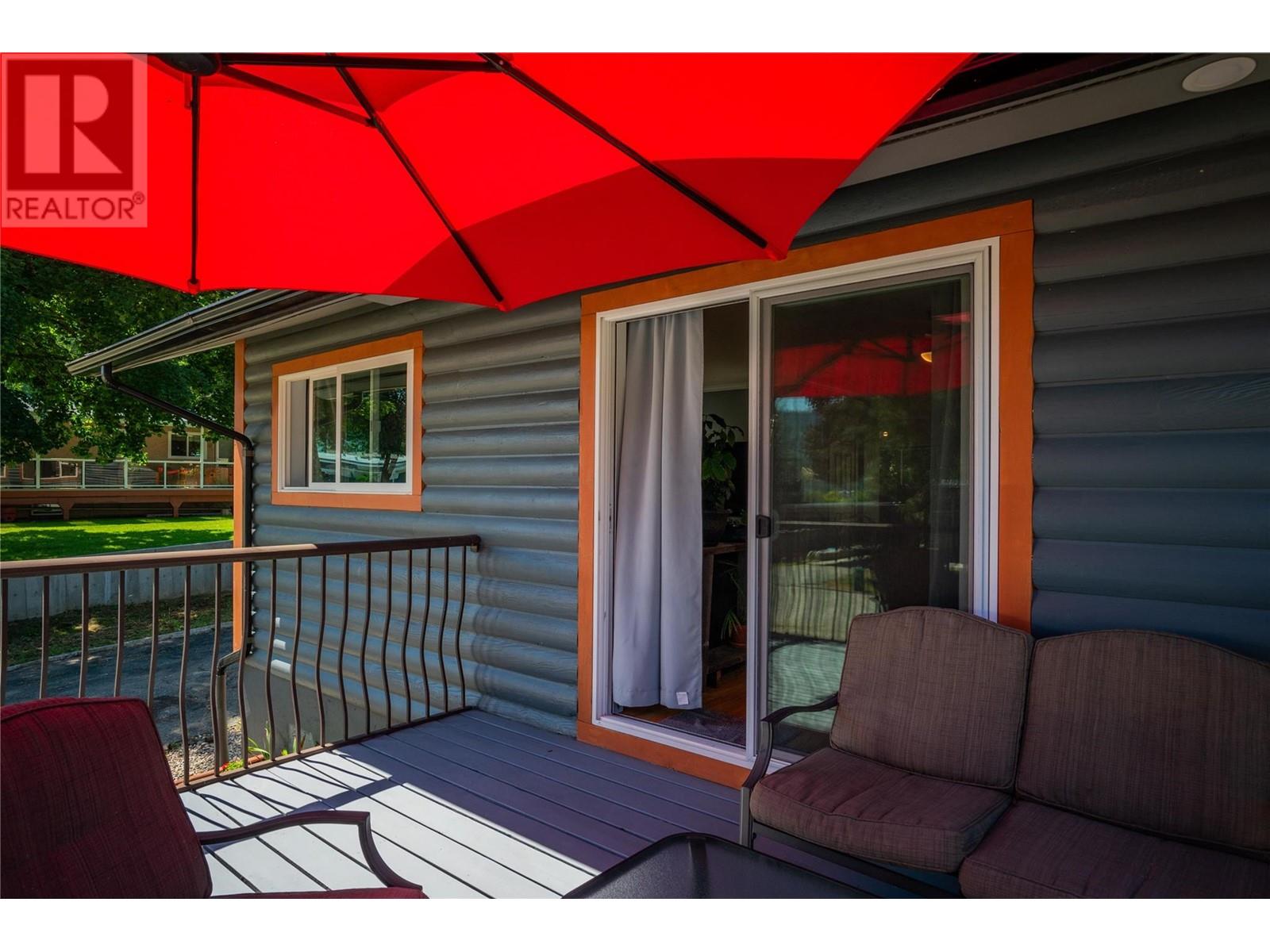 1845 Third Street, Fruitvale, British Columbia  V0G 1L0 - Photo 34 - 10337160