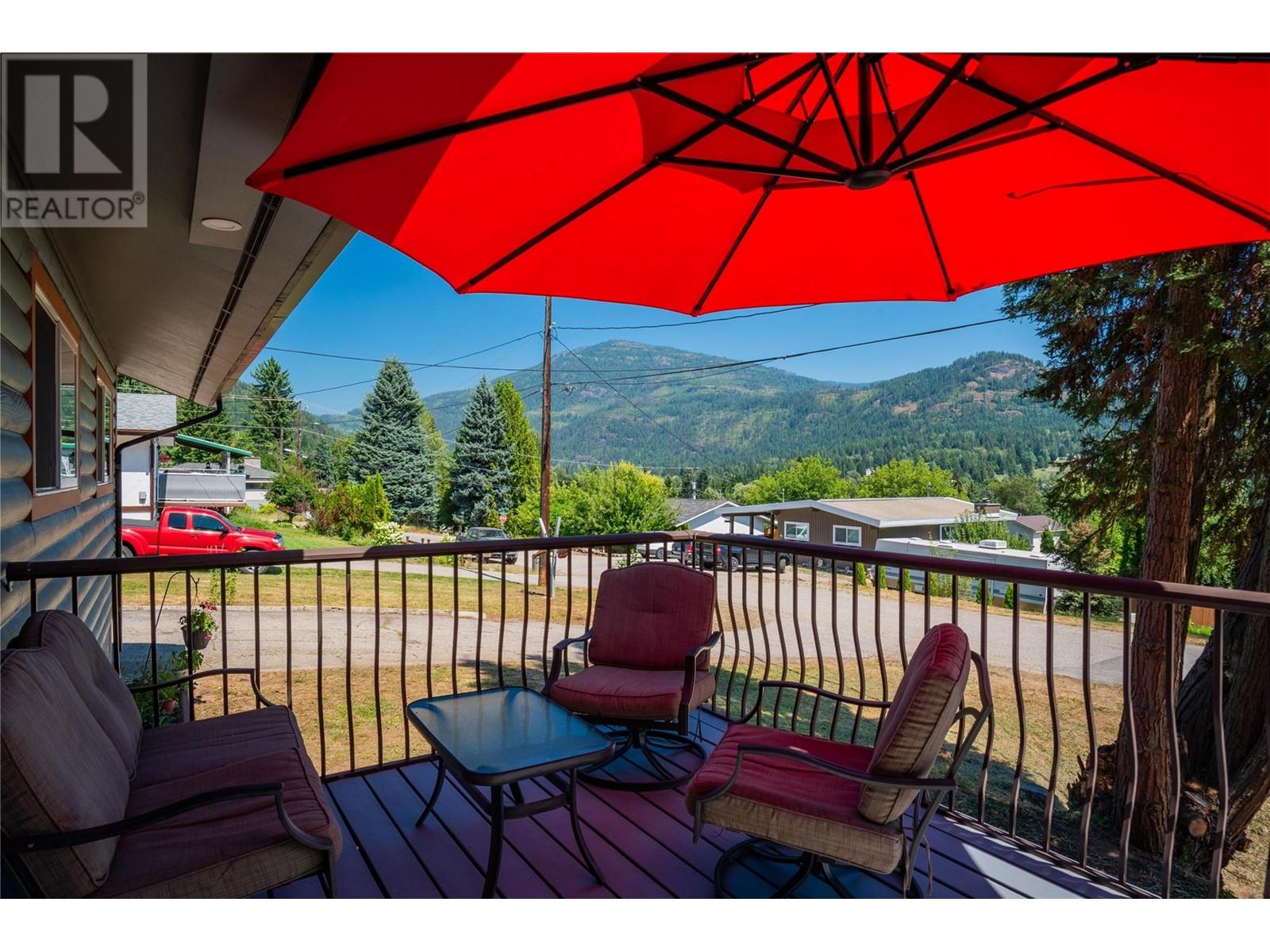 1845 Third Street, Fruitvale, British Columbia  V0G 1L0 - Photo 37 - 10337160