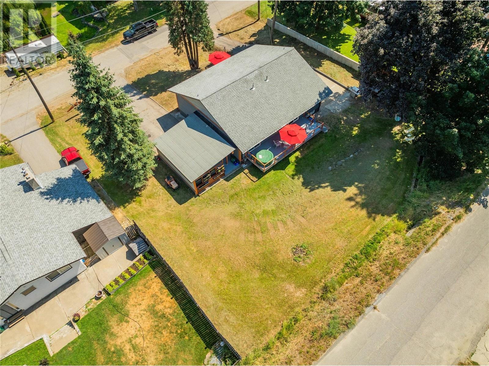 1845 Third Street, Fruitvale, British Columbia  V0G 1L0 - Photo 40 - 10337160