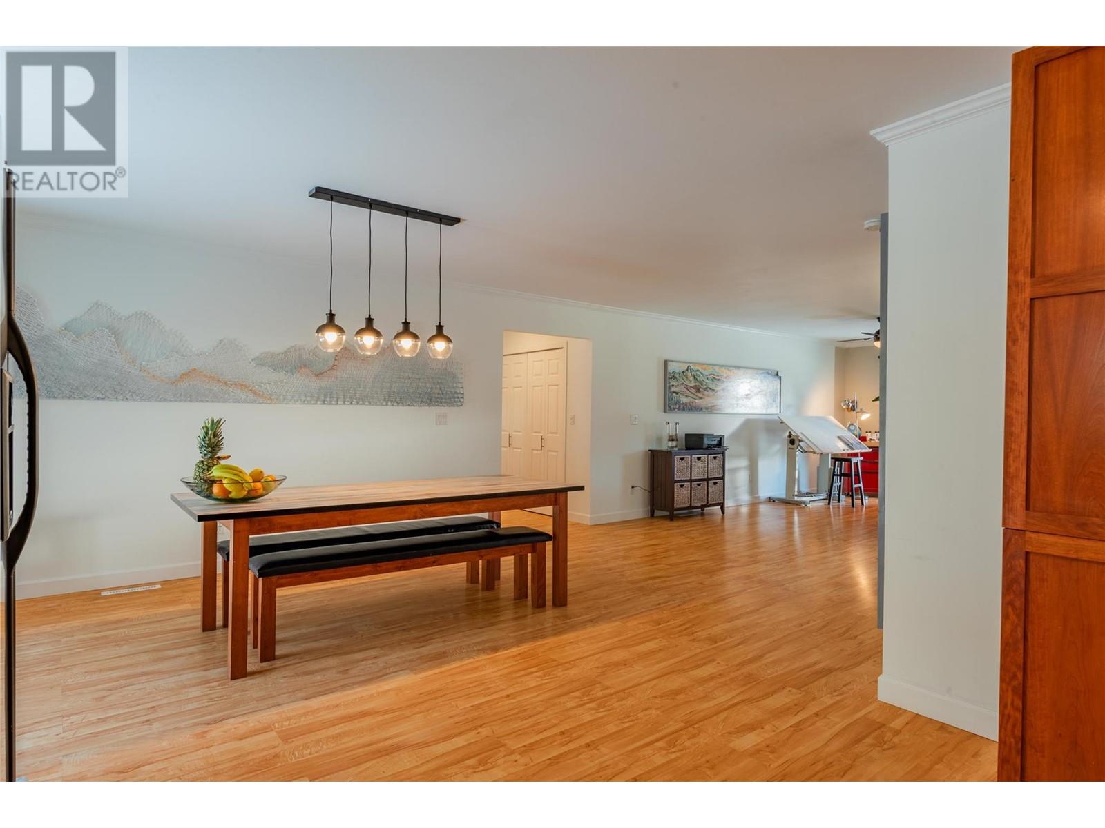 1845 Third Street, Fruitvale, British Columbia  V0G 1L0 - Photo 6 - 10337160