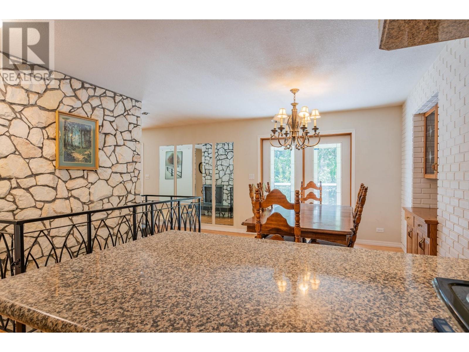 3650 Place Road, Crescent Valley, British Columbia  V0G 1H0 - Photo 17 - 10336813