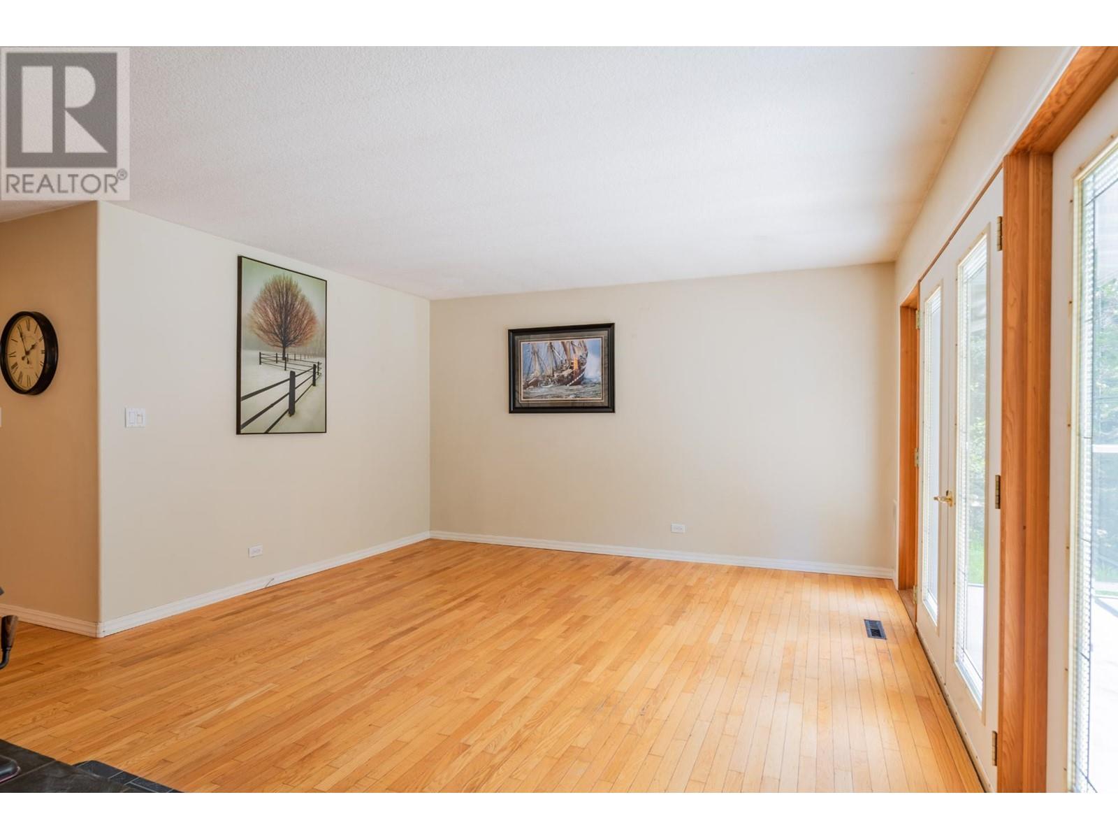 3650 Place Road, Crescent Valley, British Columbia  V0G 1H0 - Photo 23 - 10336813