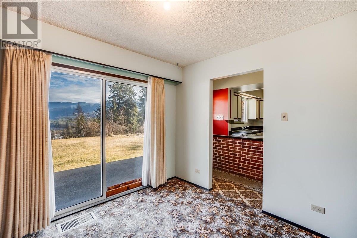 1309 6th Street, Genelle, British Columbia  V0G 1G0 - Photo 14 - 10335658