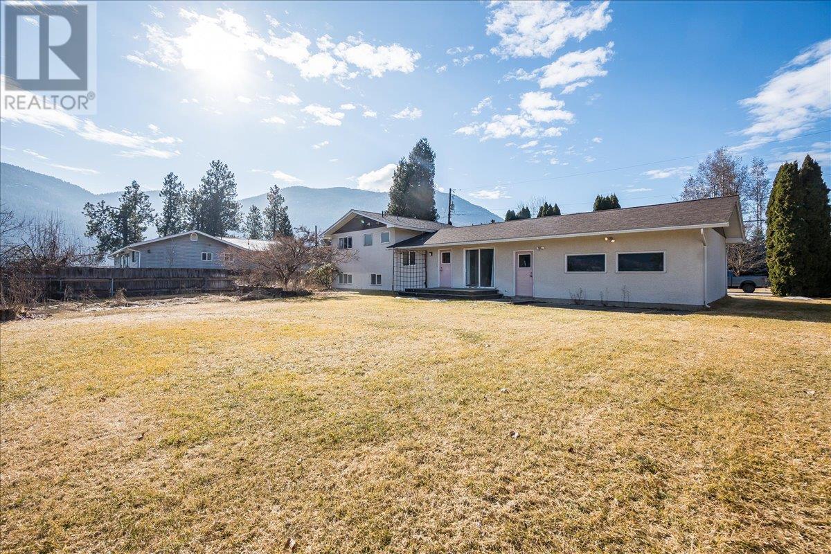 1309 6th Street, Genelle, British Columbia  V0G 1G0 - Photo 3 - 10335658