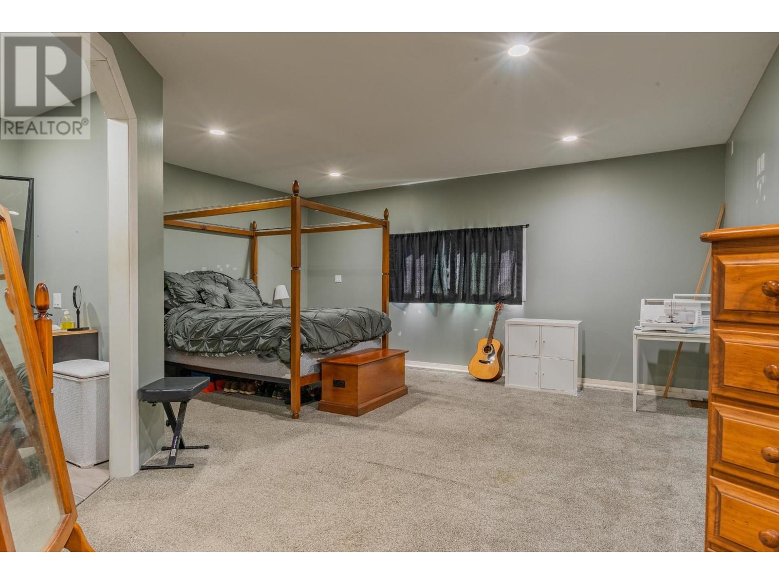 625 11th Avenue, Montrose, British Columbia  V0G 1P0 - Photo 31 - 10338200