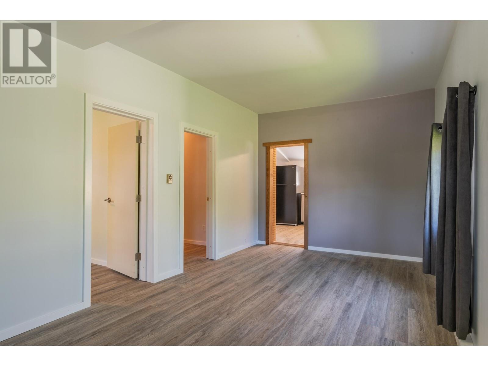 411 A Avenue, Kaslo, British Columbia  V0G 1M0 - Photo 10 - 10337374