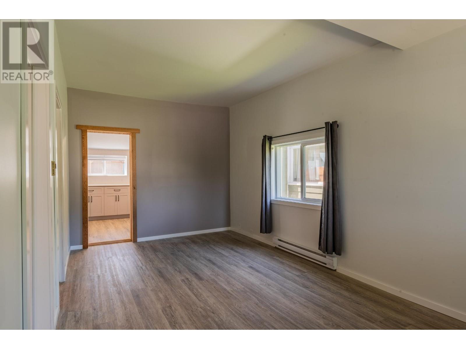 411 A Avenue, Kaslo, British Columbia  V0G 1M0 - Photo 11 - 10337374