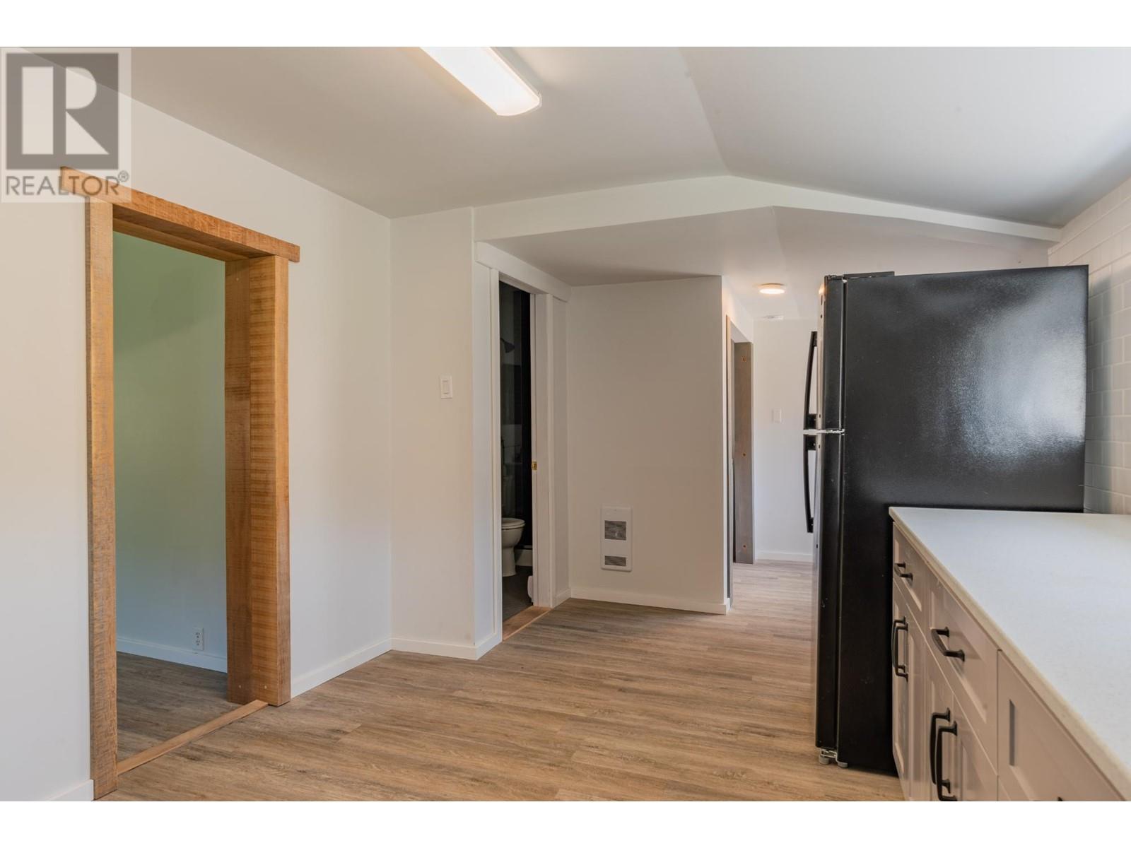 411 A Avenue, Kaslo, British Columbia  V0G 1M0 - Photo 19 - 10337374