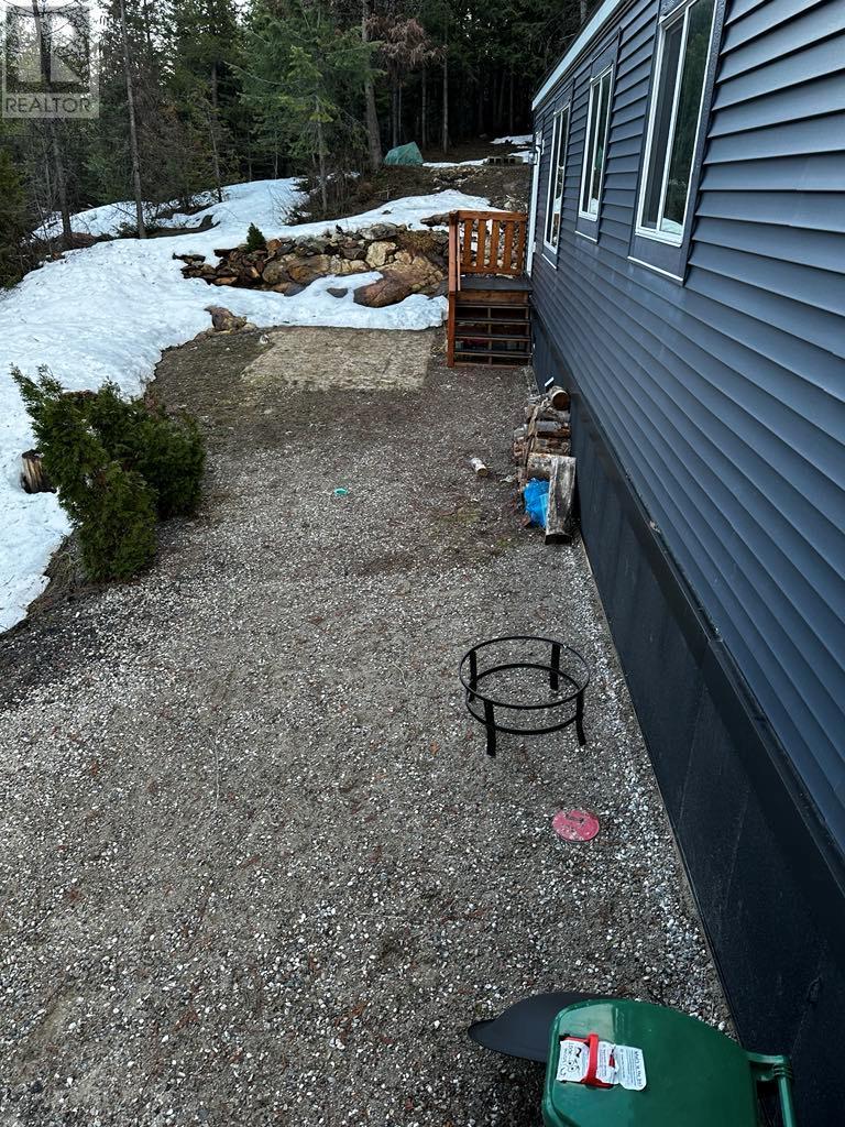 891 Monte Vista Drive Unit# 43, Rossland, British Columbia  V0G 1Y0 - Photo 4 - 10338193