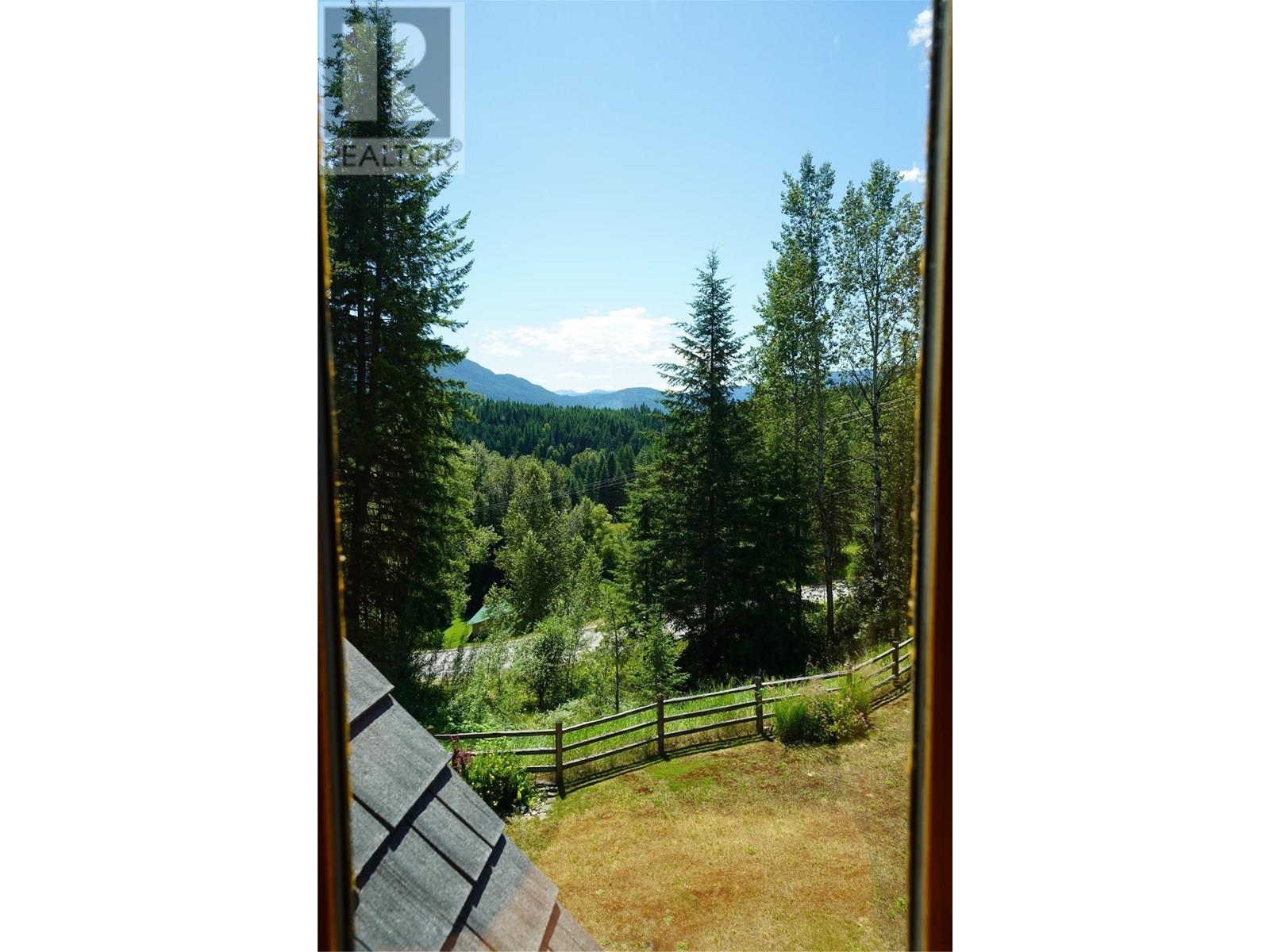3306 Krestova Road, Krestova, British Columbia  V0G 1H2 - Photo 97 - 10338280