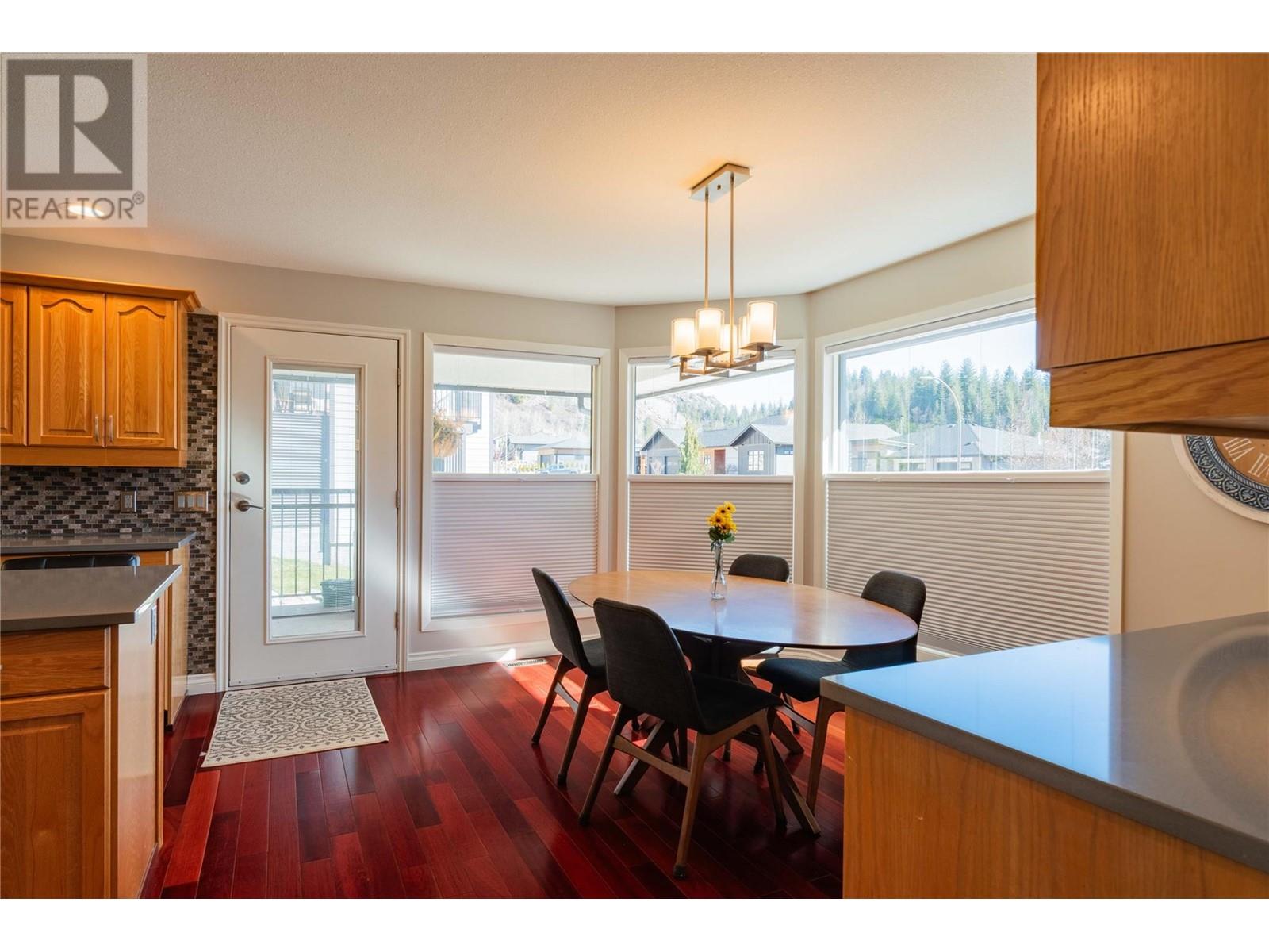 2381 Mcbride Street, Trail, British Columbia  V1R 3A6 - Photo 13 - 10338018