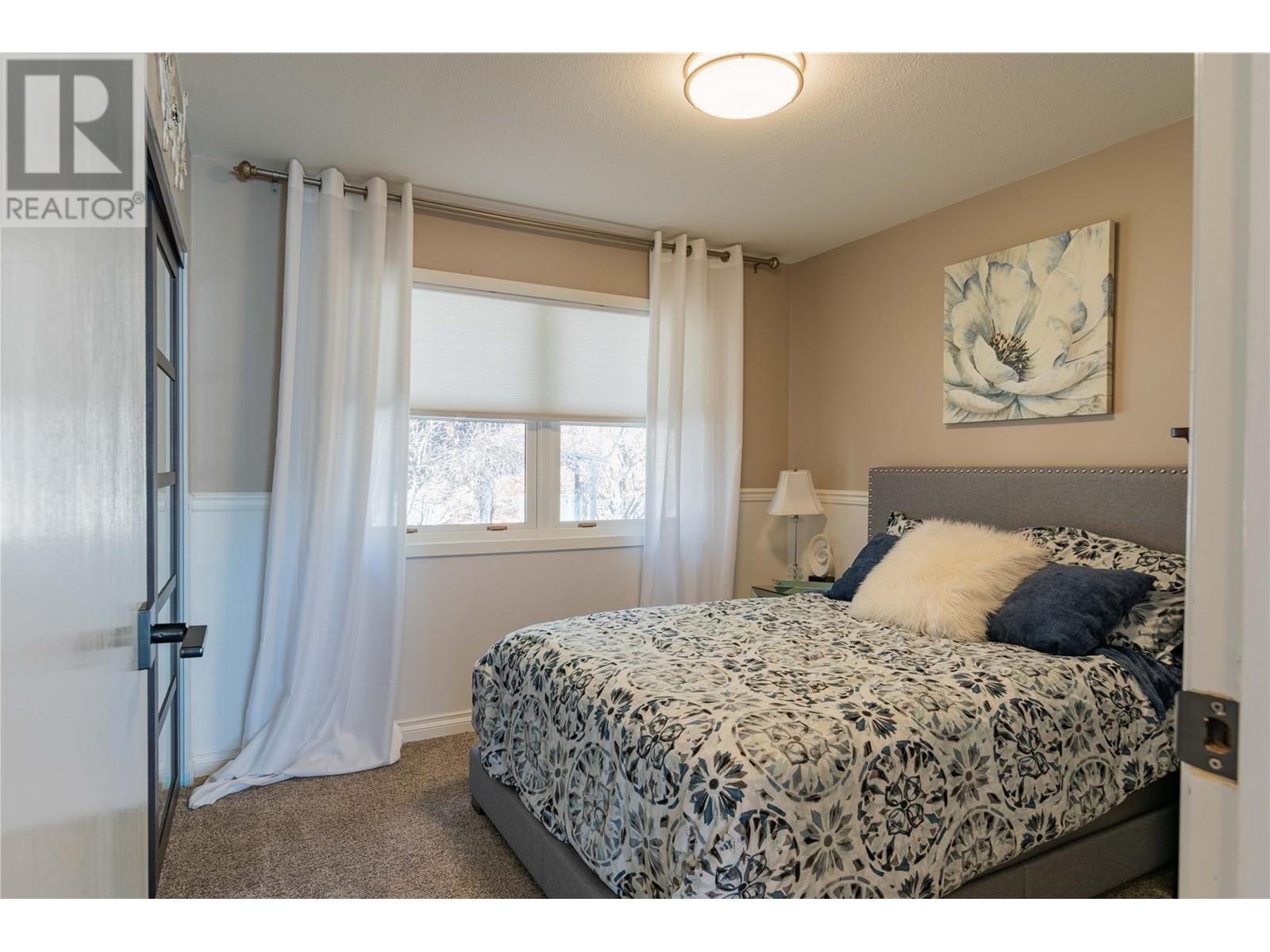 2381 Mcbride Street, Trail, British Columbia  V1R 3A6 - Photo 23 - 10338018